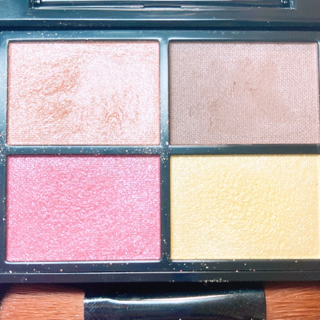 ミネラルクラッシィシャドー/エトヴォス/アイシャドウパレットを使ったクチコミ（3枚目）