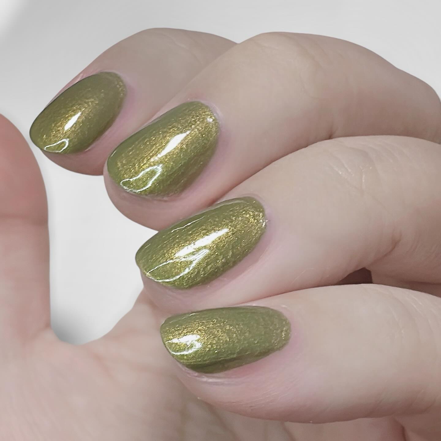 カラフルネイルズ N107 葉洩れ日/キャンメイク/マニキュアを使ったクチコミ（2枚目）