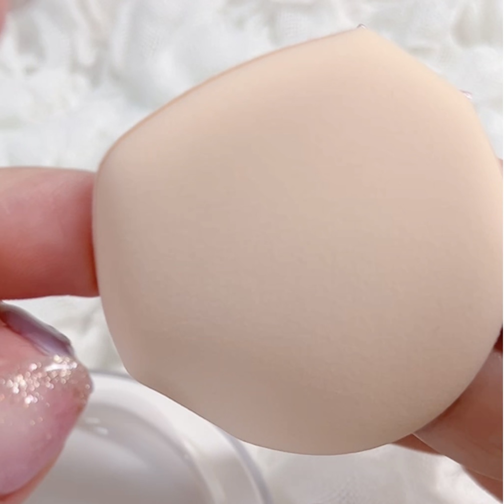 センシティブピュア＆ピュアクッション 23号 ニュートラル/SAM'U/クッションファンデーションを使ったクチコミ（3枚目）