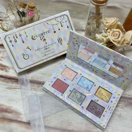 スワンプリンセス アイシャドウパレット/FLORTTE/アイシャドウパレットを使ったクチコミ(1枚目)