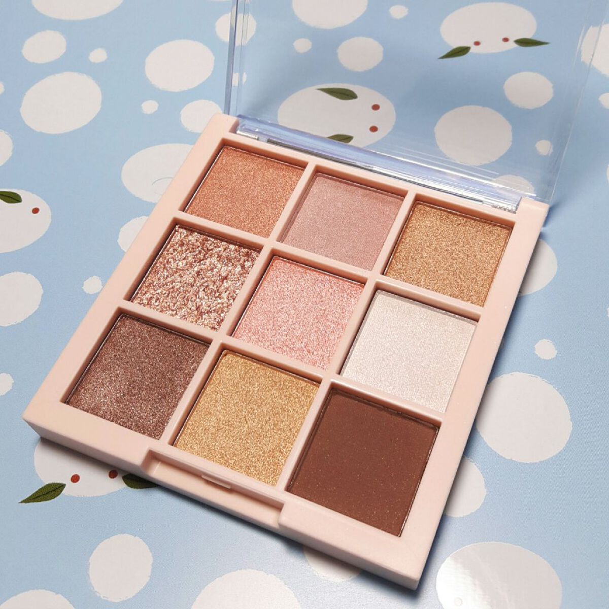 アイシャドウパレット/Kirei&co./アイシャドウパレットを使ったクチコミ(4枚目)