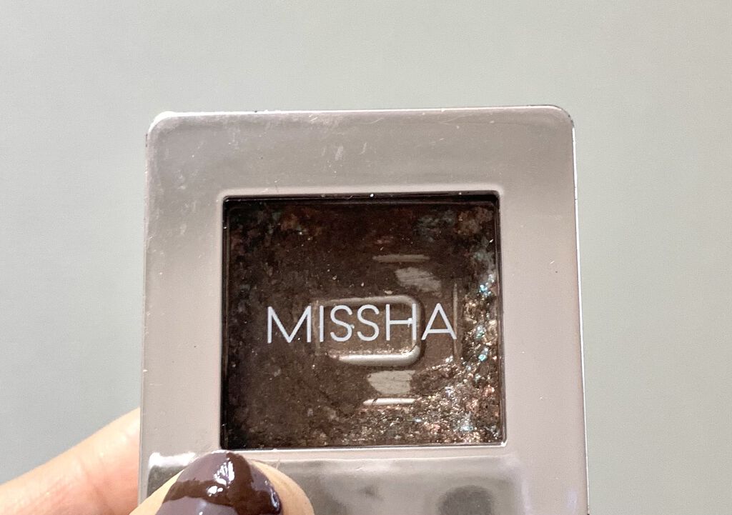 グリッタープリズム シャドウ/MISSHA/グリッターを使ったクチコミ（3枚目）