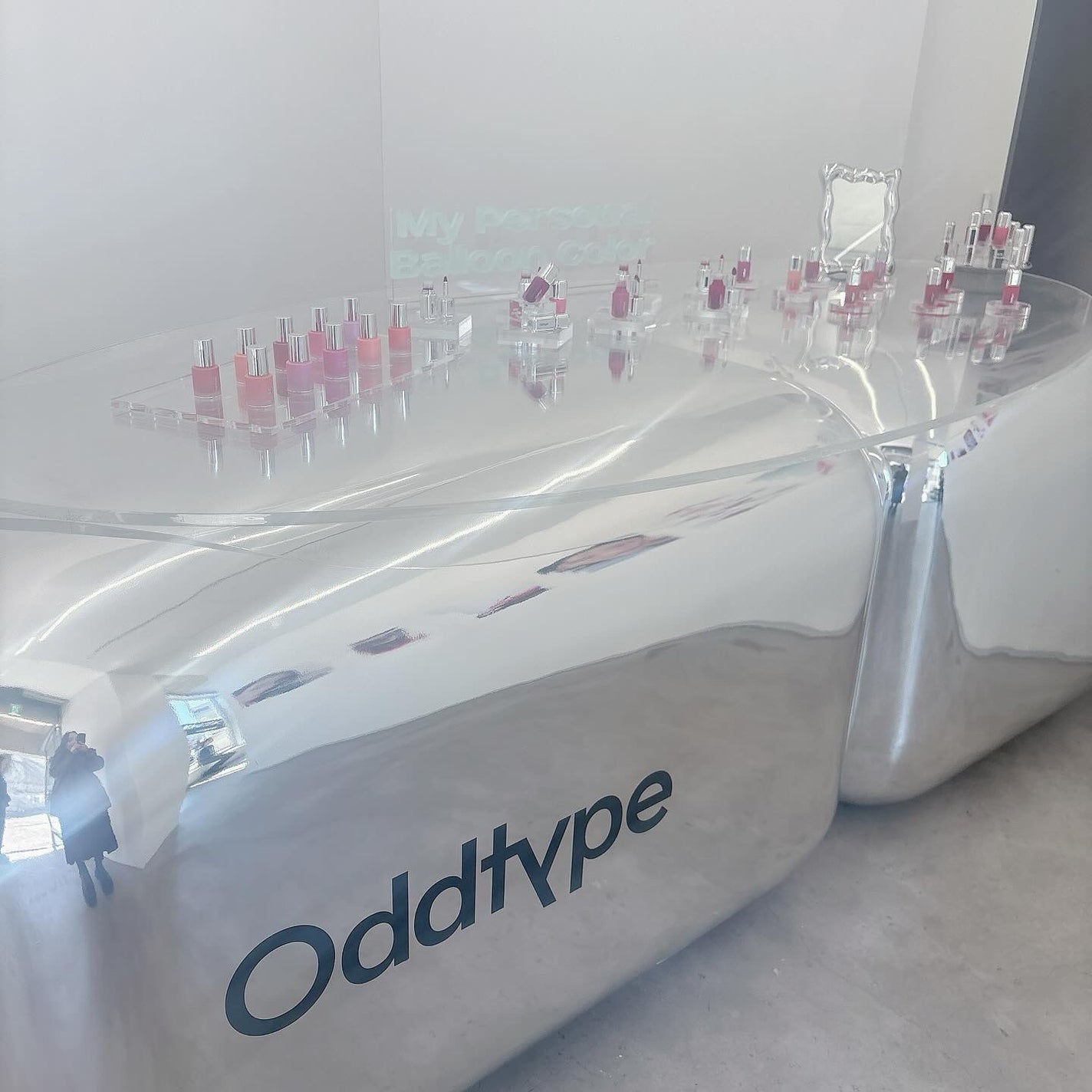 アンシーン ミラーティント/Oddtype/リップティントを使ったクチコミ(2枚目)