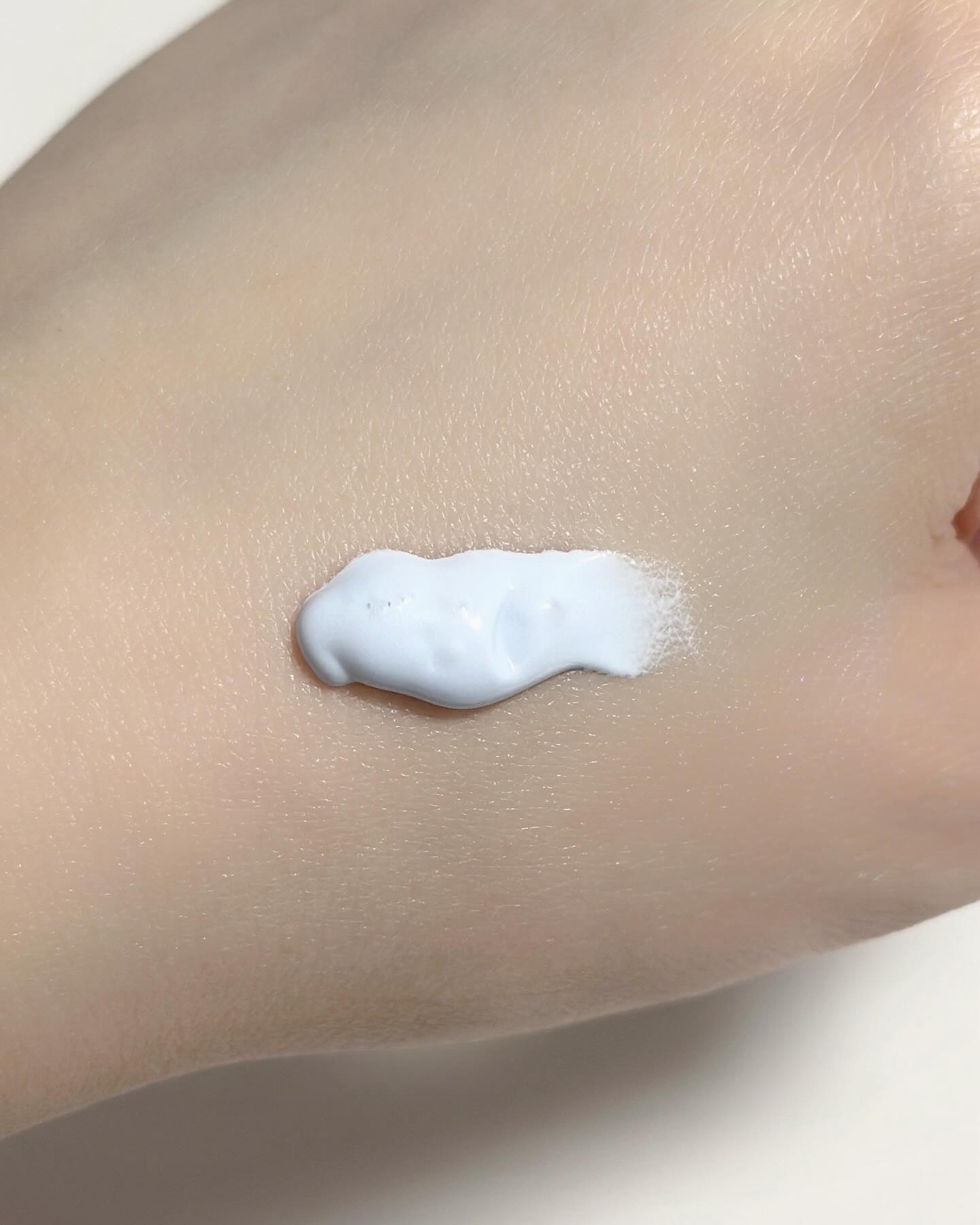 スキンアクア トーンアップUVエッセンス/スキンアクア/日焼け止めクリームを使ったクチコミ（3枚目）