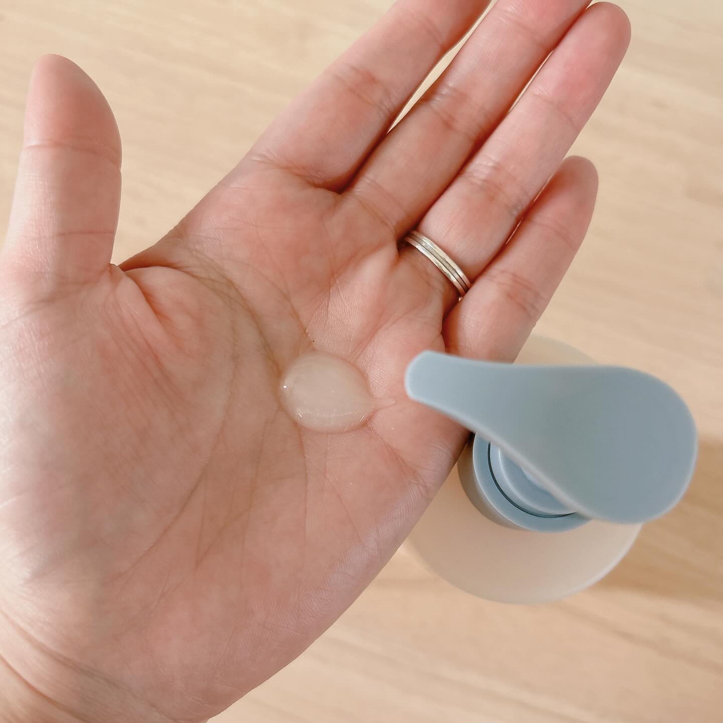 グローアップ リペア ヘアパフューム/FELOT/ヘアオイルを使ったクチコミ（3枚目）