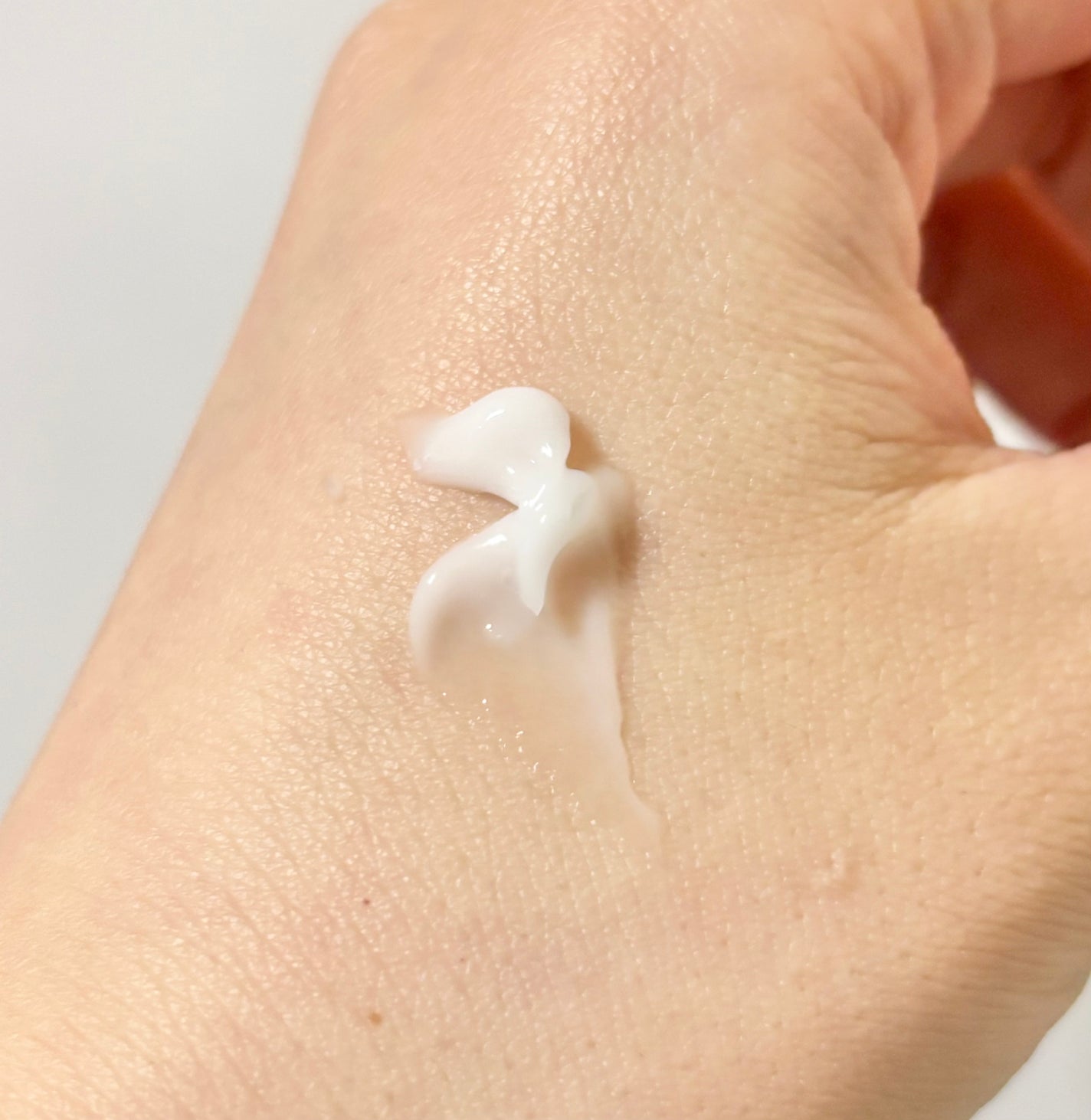 リマージカルシウム振動アイクリーム/REVENIP/フェイスクリームを使ったクチコミ(3枚目)