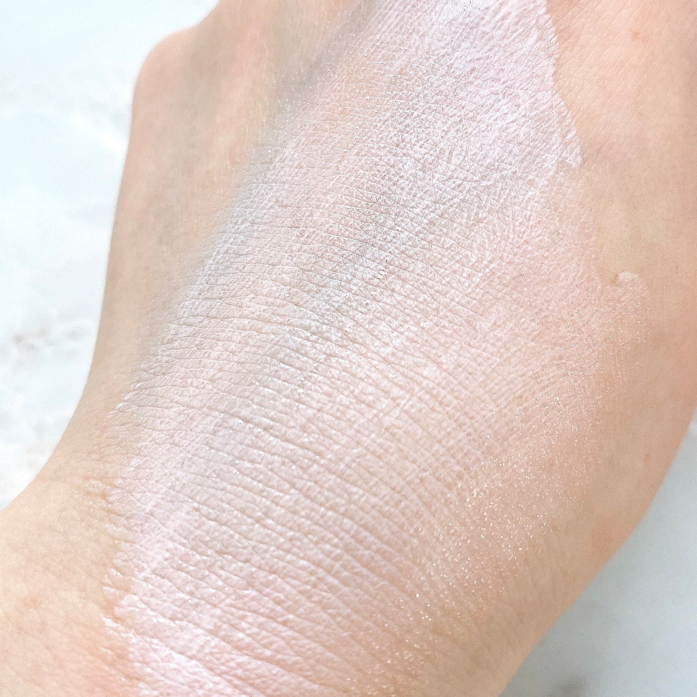 プレミ アムビーガン トーンアップ日焼け止め SPF50+PA++++/dinsee/日焼け止めミルクを使ったクチコミ(5枚目)