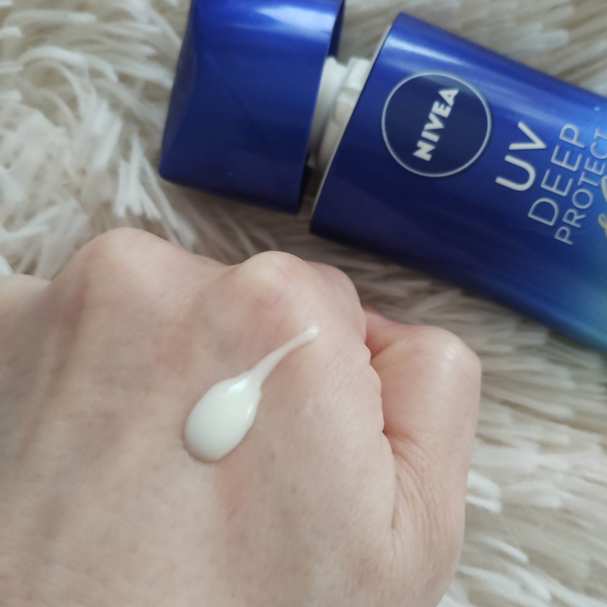ニベアUV ディープ プロテクト＆ケア ジェル/ニベア/日焼け止めジェルを使ったクチコミ（2枚目）