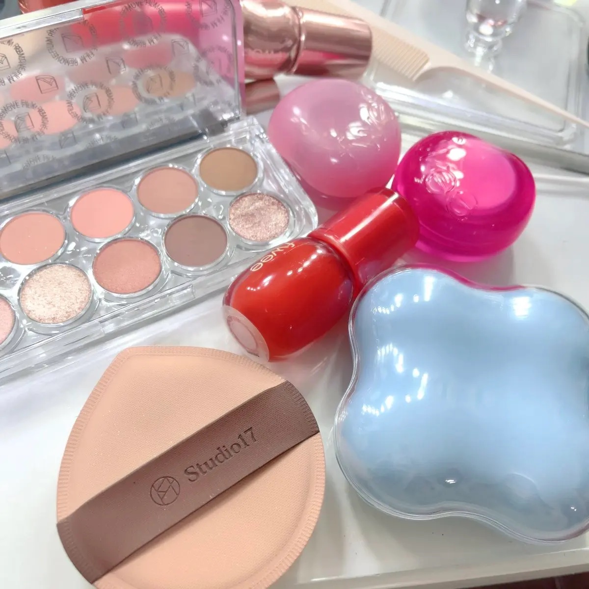 フィー 3Dボリューミンググロス/fwee/リップグロスを使ったクチコミ（1枚目）