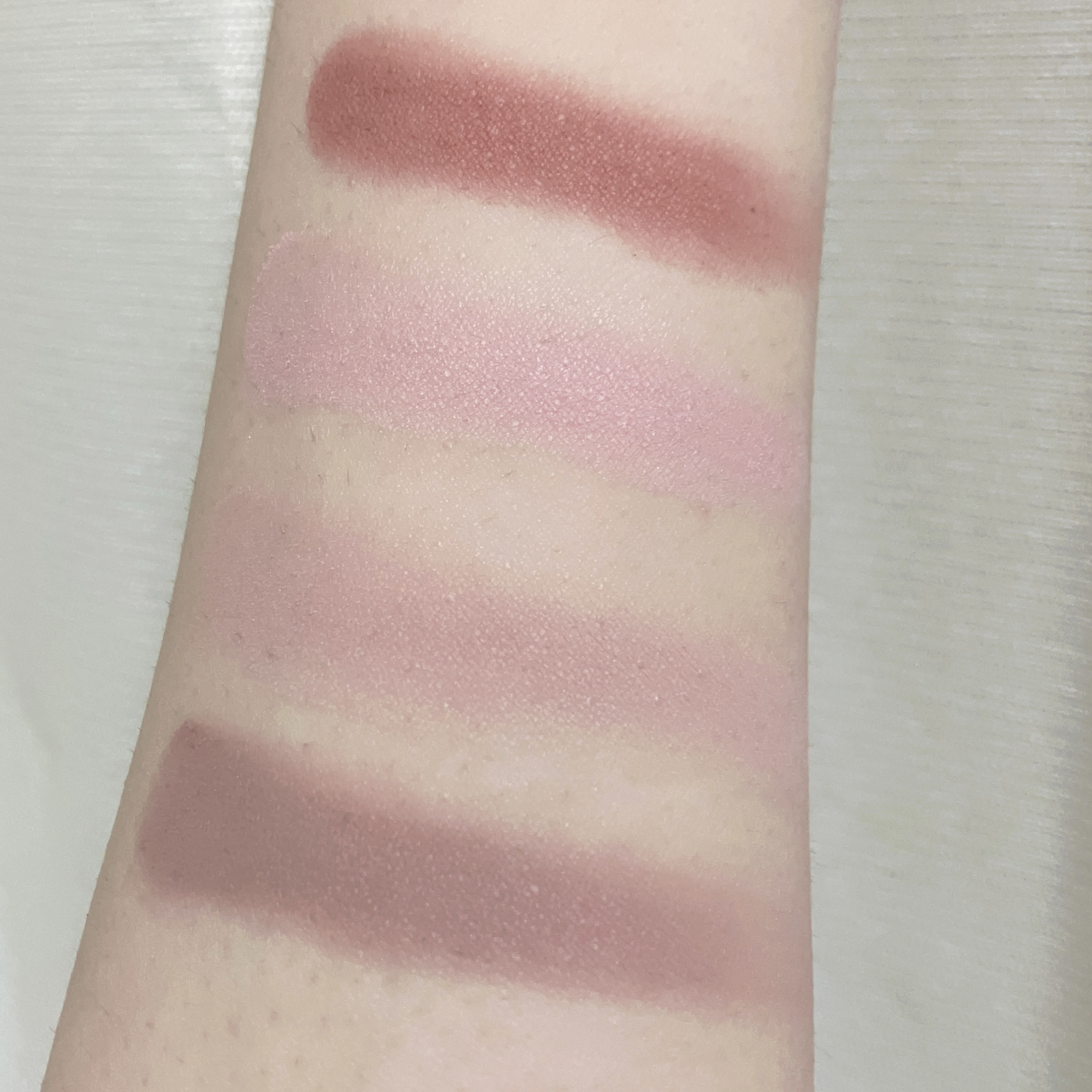 ベターザンアイズ/rom&nd/アイシャドウパレットを使ったクチコミ（3枚目）