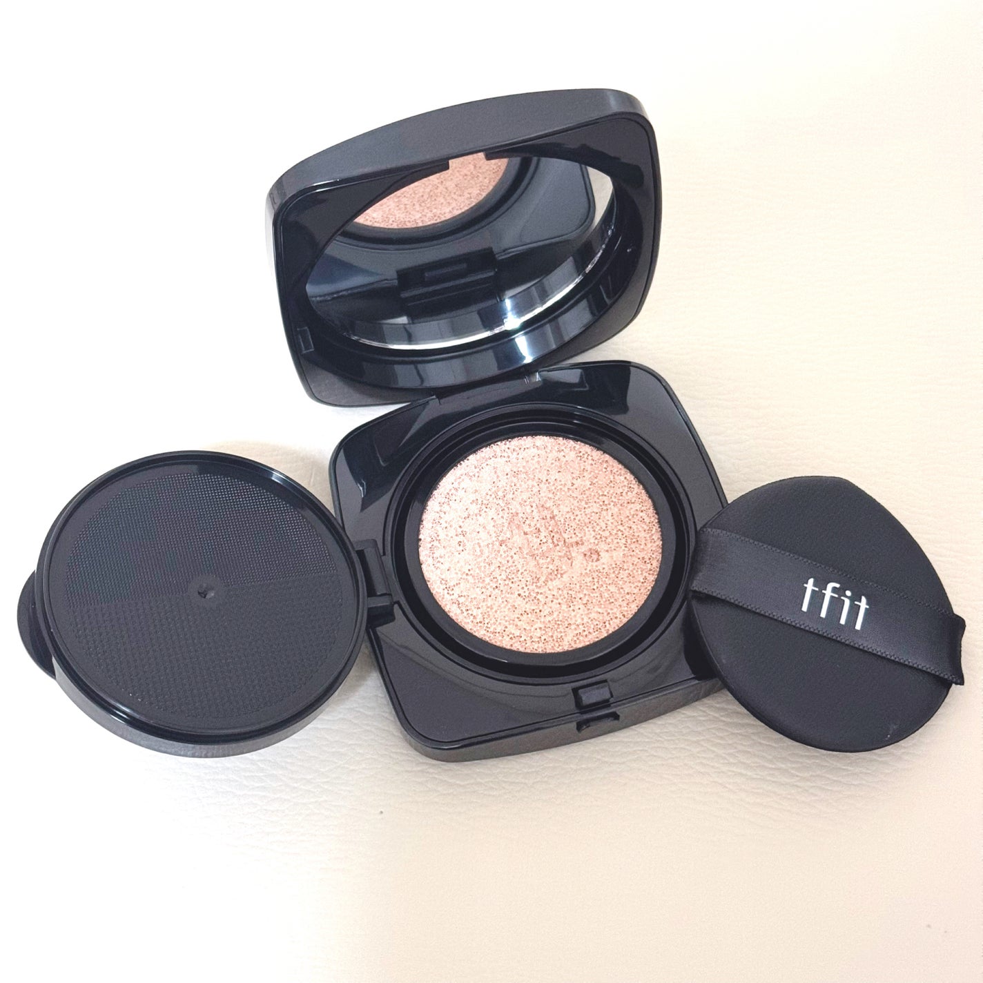 レイヤリングフィット グロークッションEX/TFIT/クッションファンデーションを使ったクチコミ(2枚目)