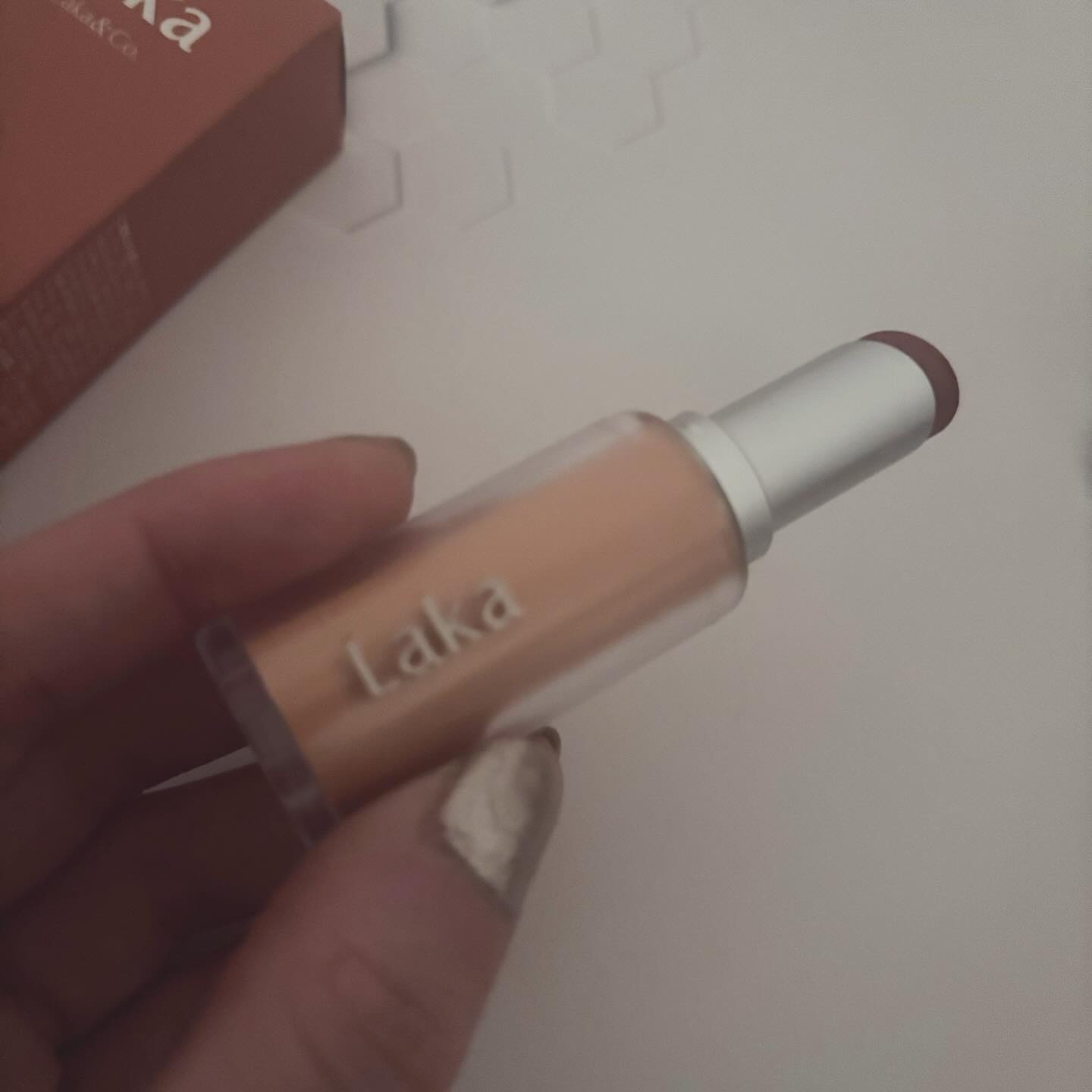 バルキーマットリップスティック 403 フィグサウンズ/Laka/口紅を使ったクチコミ（2枚目）