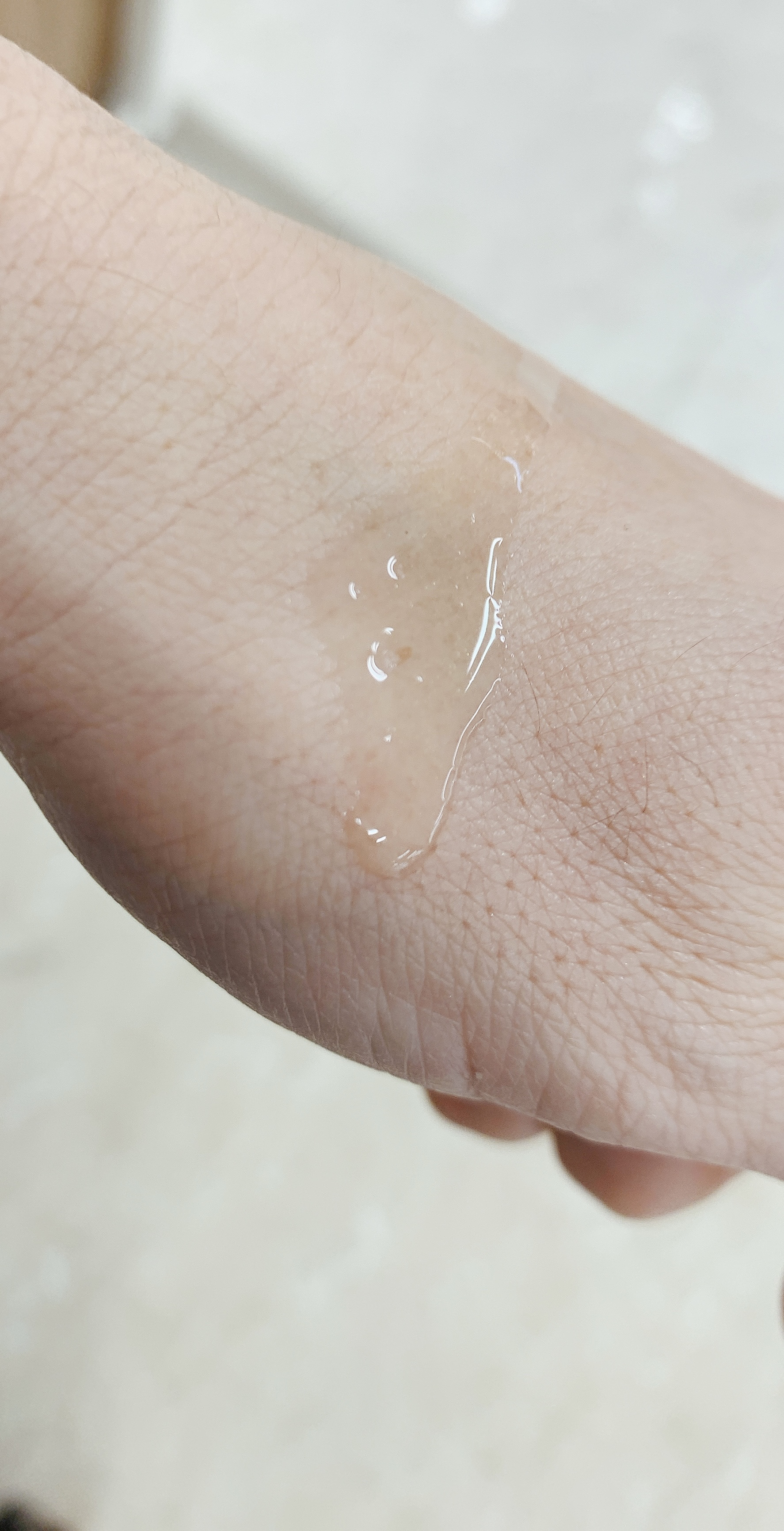 V エッセンス/unlabel/美容液を使ったクチコミ（2枚目）