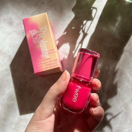 フィー 3Dボリューミンググロス/fwee/リップグロスを使ったクチコミ(5枚目)