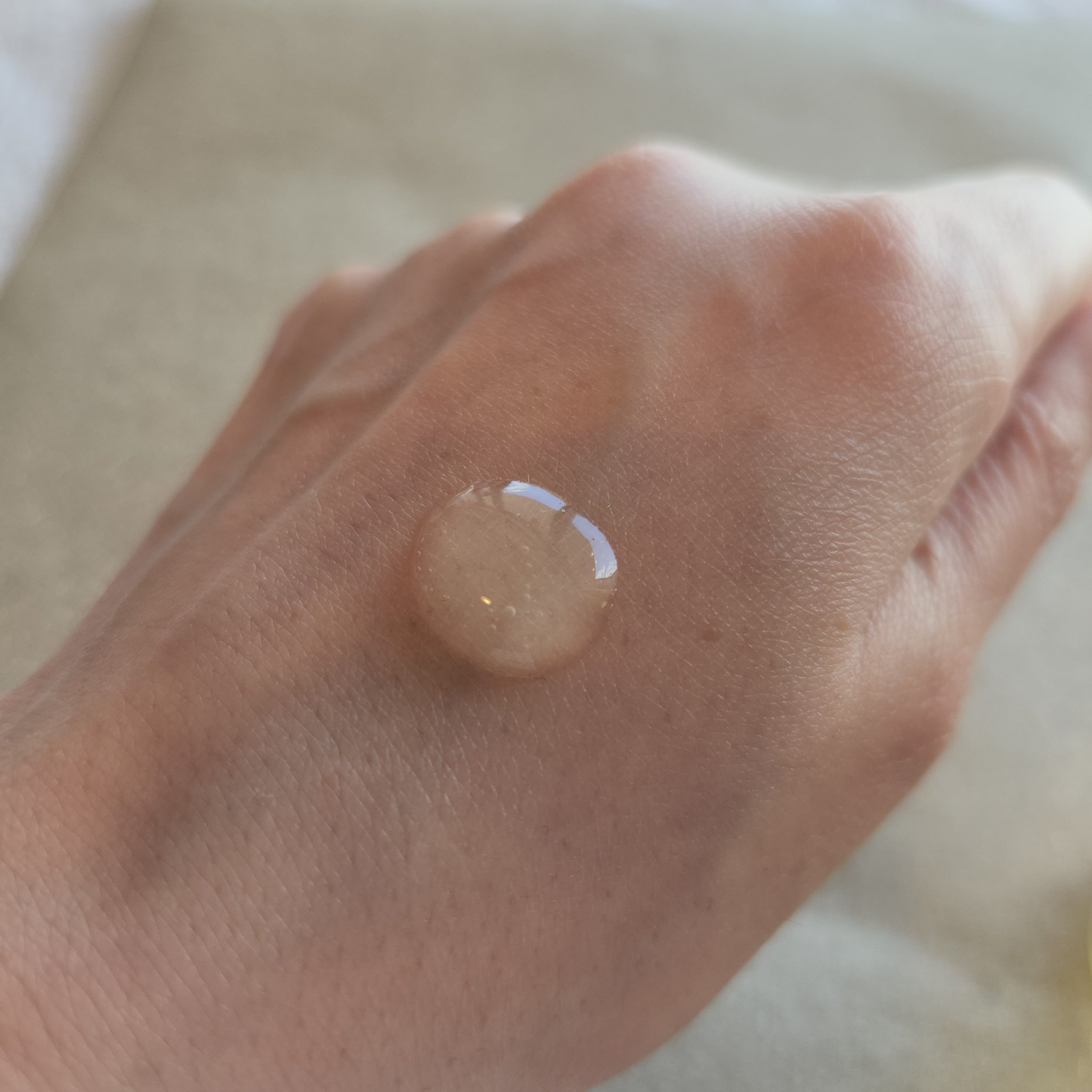 ビタトーニングカプセルセラム/ダルバ/美容液を使ったクチコミ（2枚目）