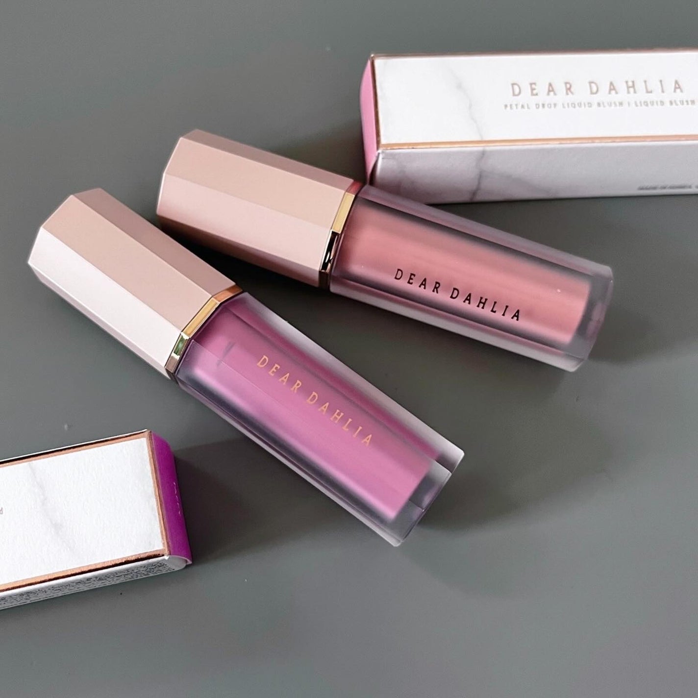 ペタルドロップリキッドブラッシャー/DEAR DAHLIA/リキッドチークを使ったクチコミ(6枚目)