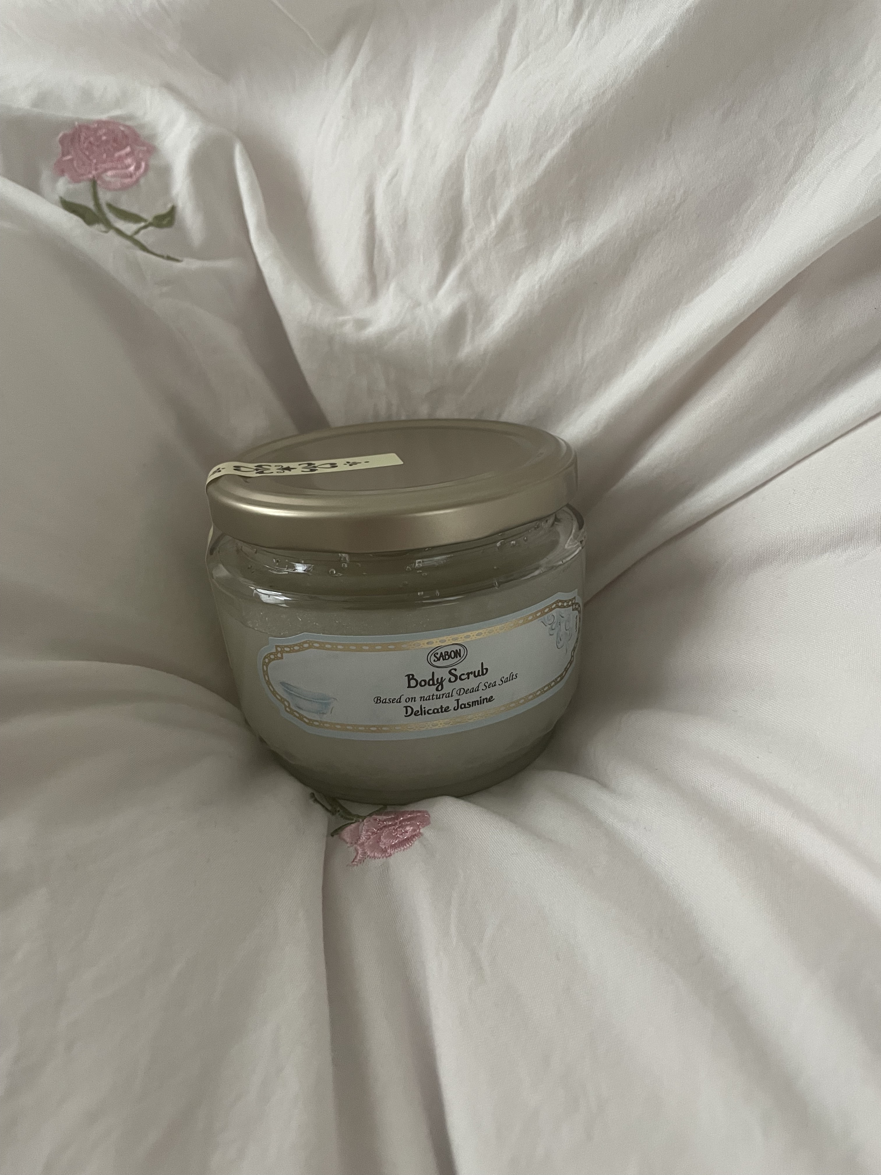 ボディスクラブ デリケート・ジャスミン/SABON/ボディスクラブを使ったクチコミ（1枚目）