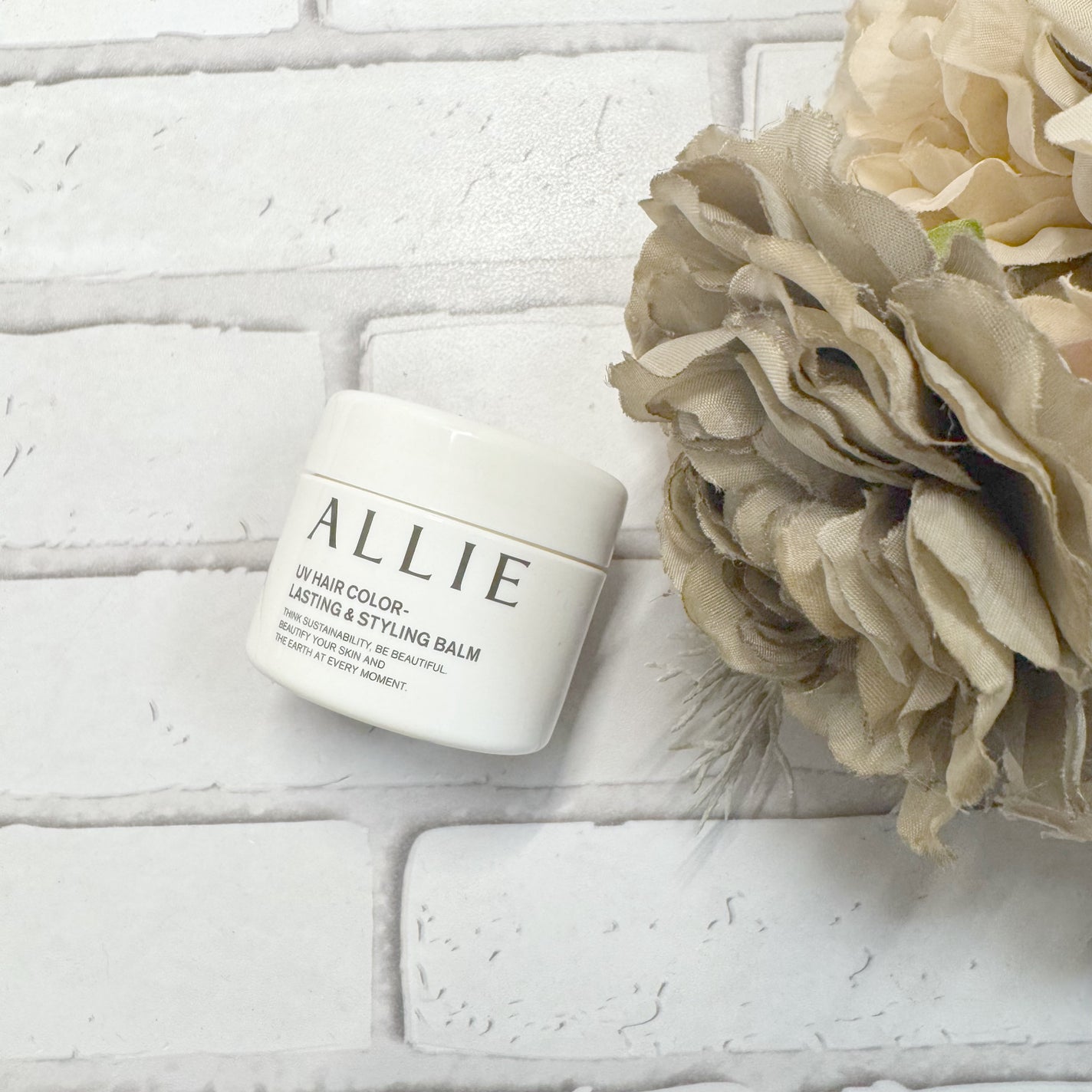 アリィー クロノビューティ UV ヘアカラーラスティング&スタイリング バーム/アリィー/ヘアバームを使ったクチコミ(2枚目)