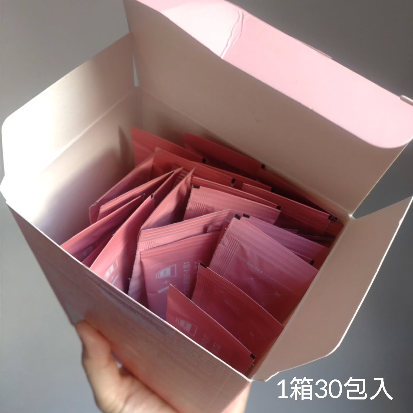 LIVELING ピンククレンズのクチコミ「ライブリング ピンククレンズ
#PR

りんご天然発酵酢アップルサイダービネガー
炭水化物や脂.....」（2枚目）