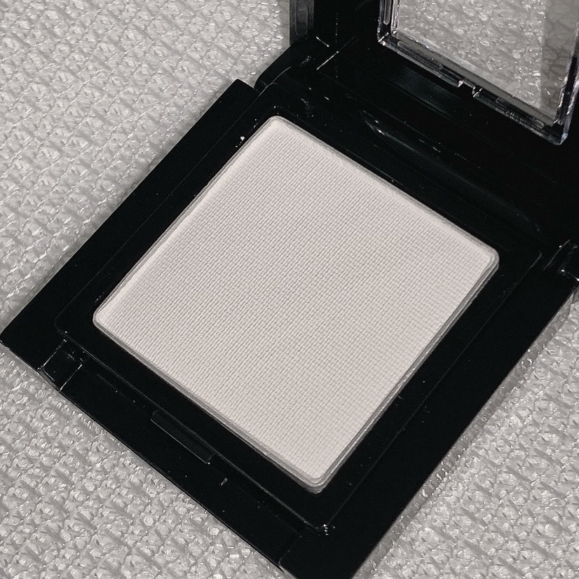 ヴィセ アヴァン シングルアイカラー/Visée/単色アイシャドウを使ったクチコミ（2枚目）