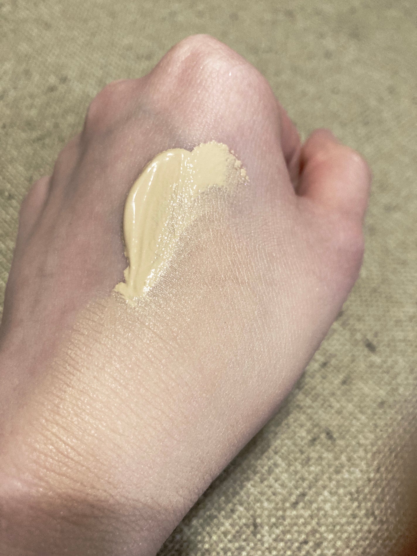 ラスティングベース/チャコット・コスメティクス/化粧下地を使ったクチコミ(4枚目)