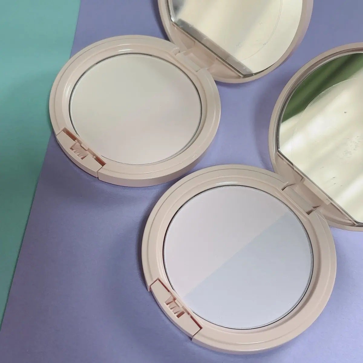 イージーポアレスパウダー/#CLOSET/プレストパウダーを使ったクチコミ(1枚目)