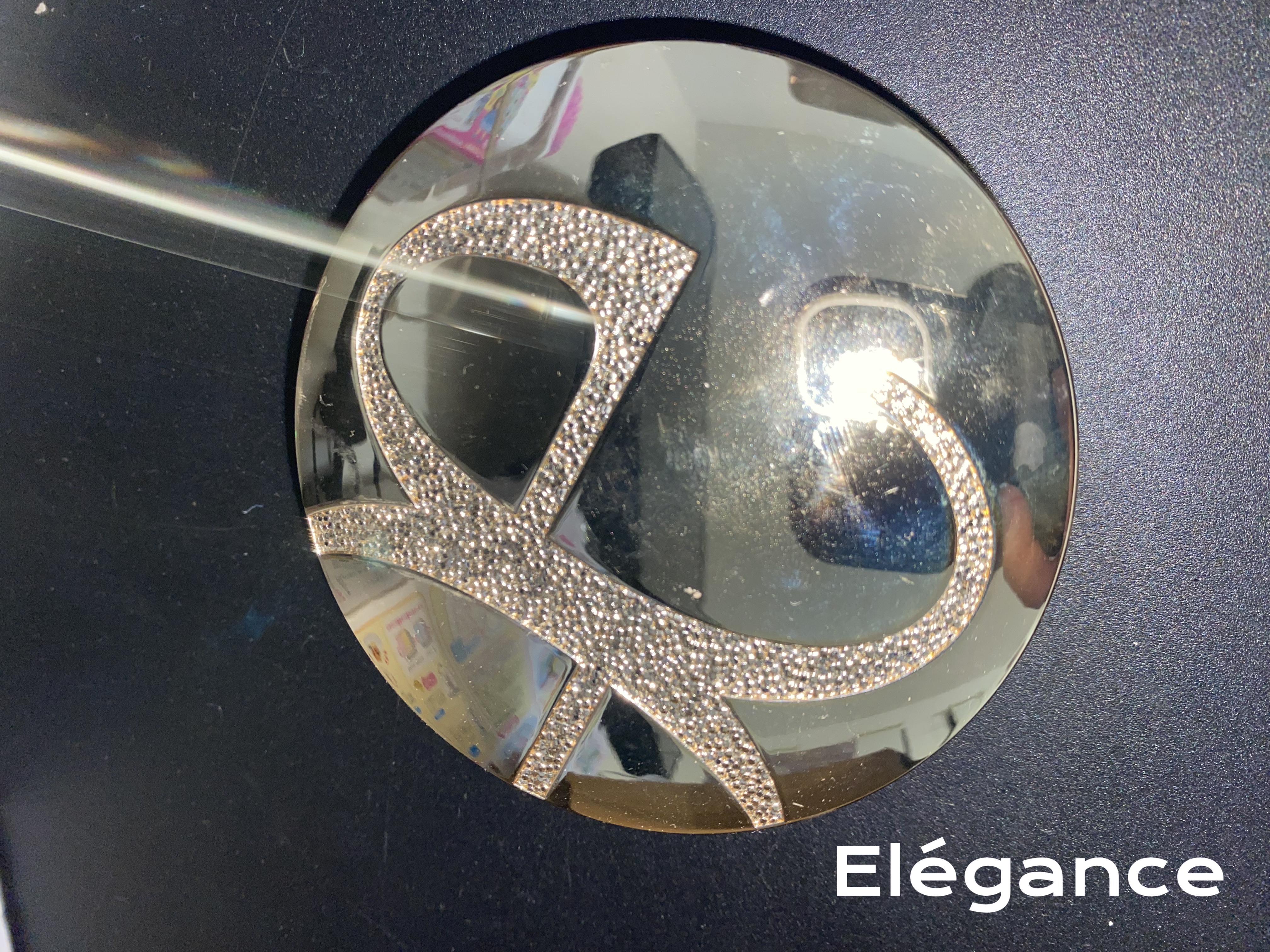 エレガンス ラ プードル オートニュアンス リクスィーズ/Elégance/プレストパウダーを使ったクチコミ（1枚目）