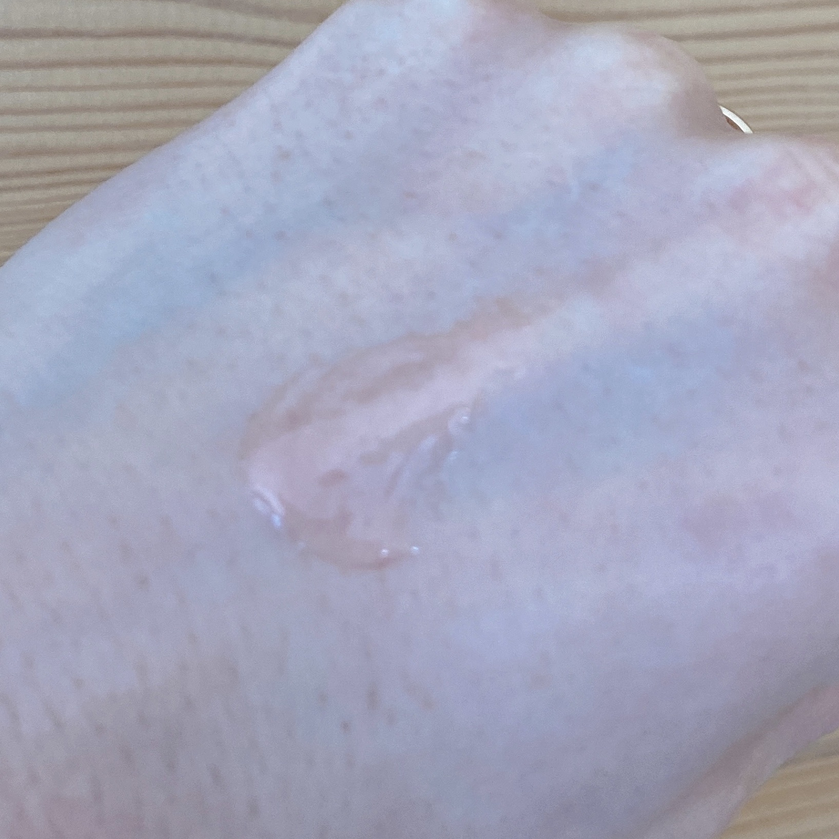 バランシングリップセラム/Joliyen/リップ美容液を使ったクチコミ（3枚目）