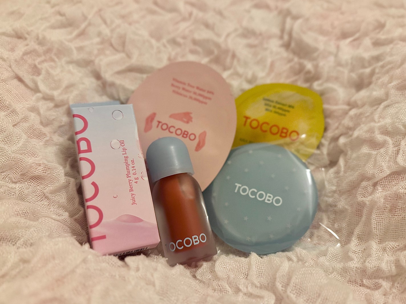 ジューシーベリープランピングリップオイル/TOCOBO/リップグロスを使ったクチコミ(1枚目)