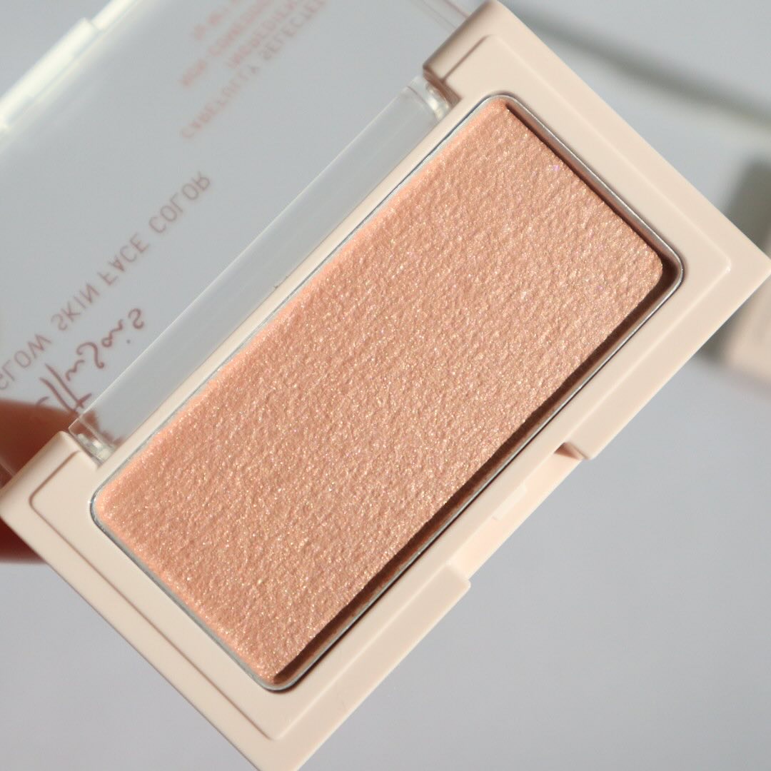 エテュセ グロウスキン フェイスカラー 01 <ハイライター>/ettusais/パウダーハイライトを使ったクチコミ（2枚目）