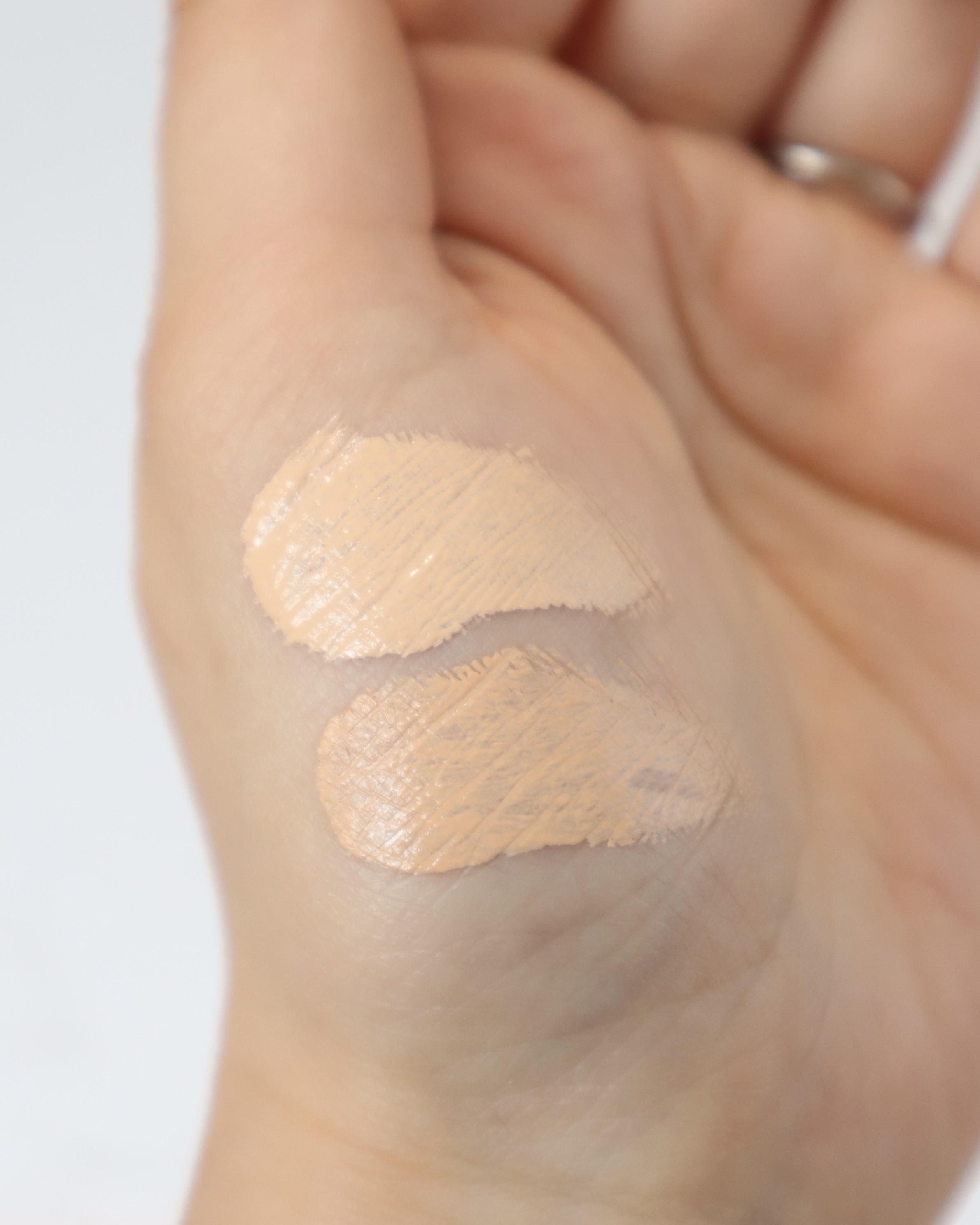 シカマヌ　セラム　イン　マット　クッション No.23/parnell/クッションファンデーションを使ったクチコミ（3枚目）