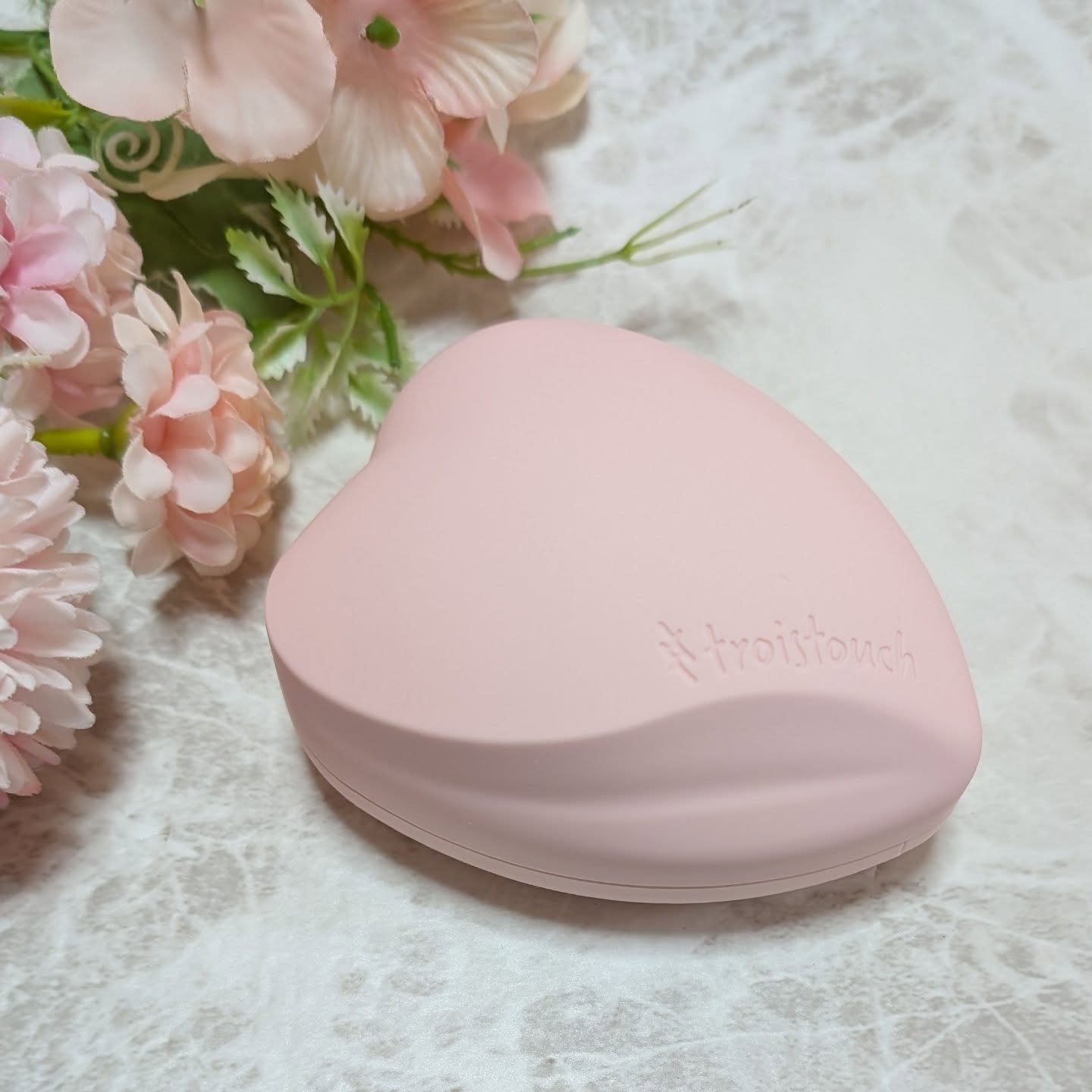 トワタッチ ハートクッション グロウメッシュ/troistouch/クッションファンデーションを使ったクチコミ（3枚目）