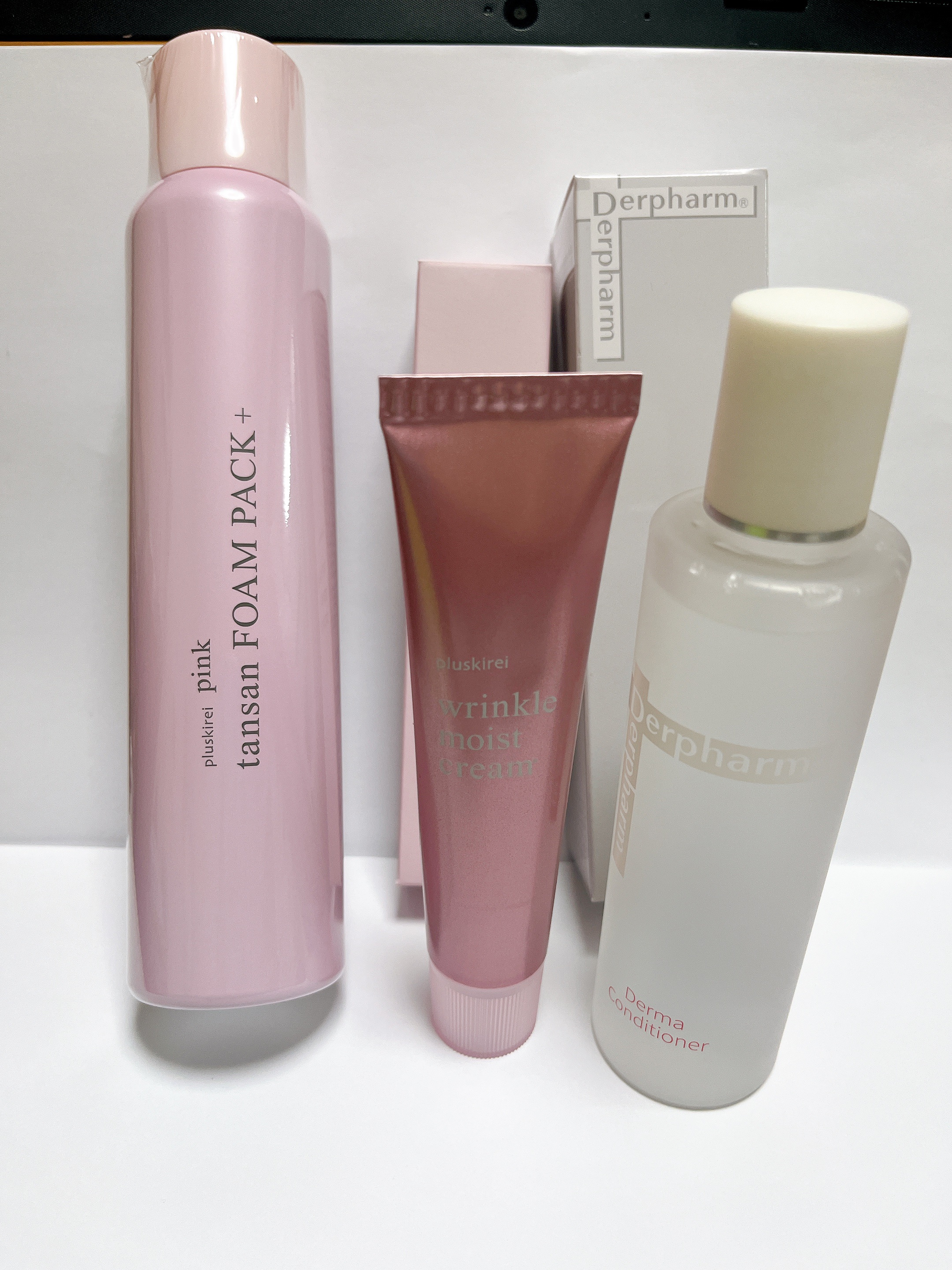 2025年2月のbeauty BOX premium

今月は現品3アイテム😊

☆プラスキレイ リンクルモイストクリーム
☆プラスキレイ ピンク炭酸フォームパックプラス
☆デルファーマ ダーマコンディショナー

どれも見た感じでは良さそ