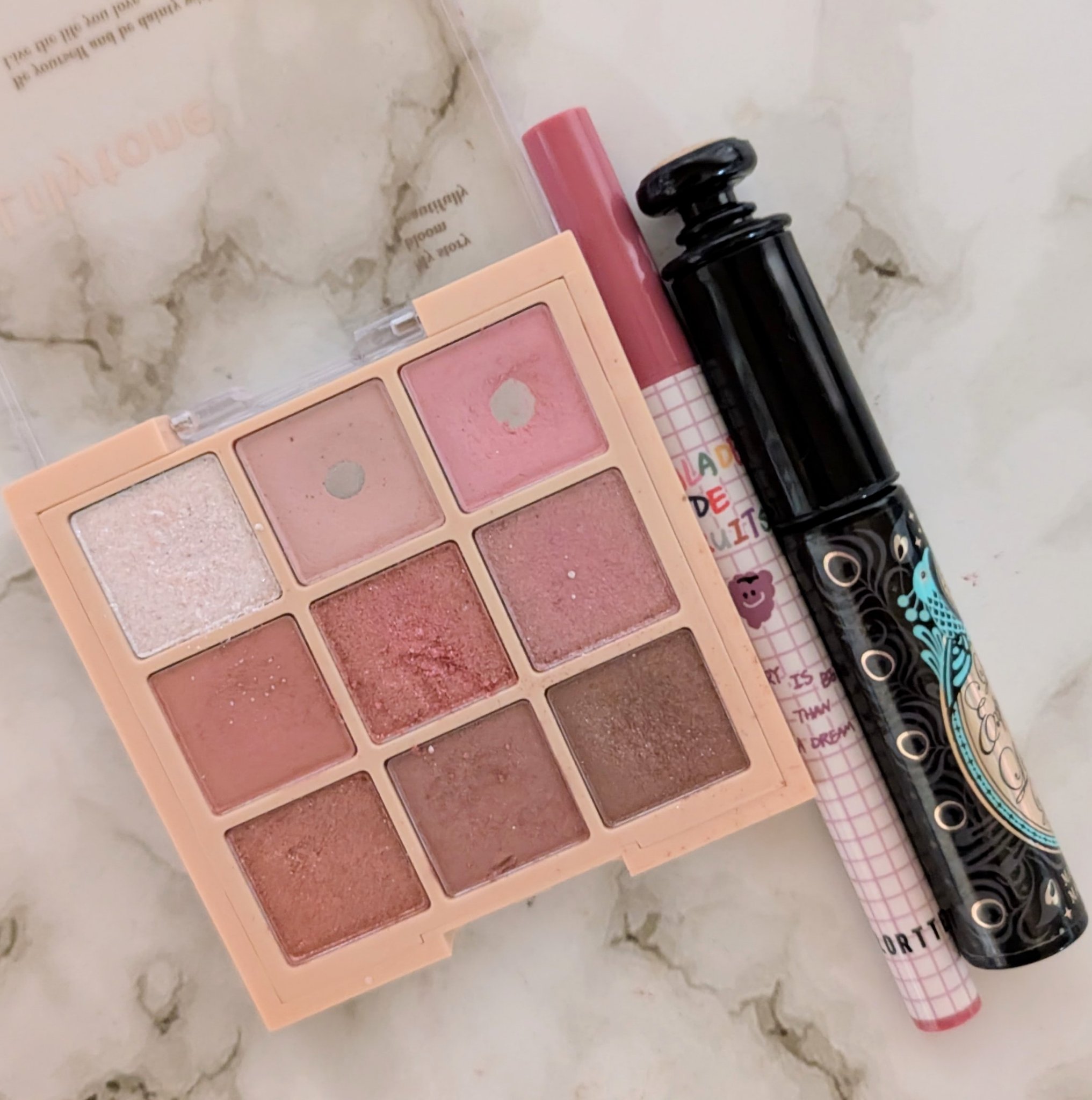 サラダdeフルーツカラーリキッドアイライナーWP 08ラズベリー/FLORTTE/リキッドアイライナーを使ったクチコミ（1枚目）