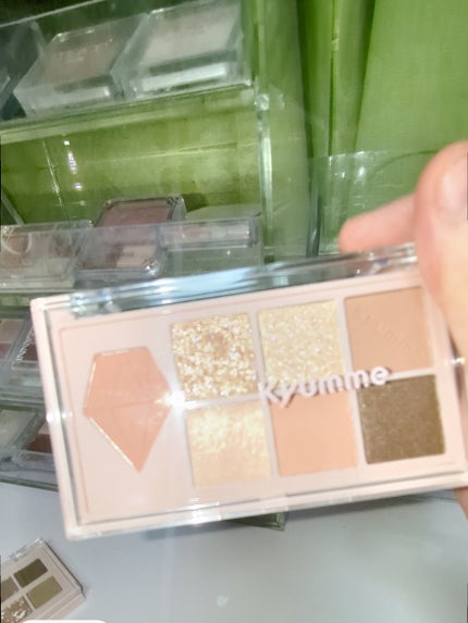 KM マルチパーパスパレット/DAISO/アイシャドウパレットを使ったクチコミ(5枚目)