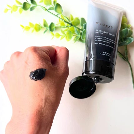 BLACK JELLY WASH(ブラックジェリーウォッシュ)/PLUEST/その他洗顔料を使ったクチコミ(3枚目)