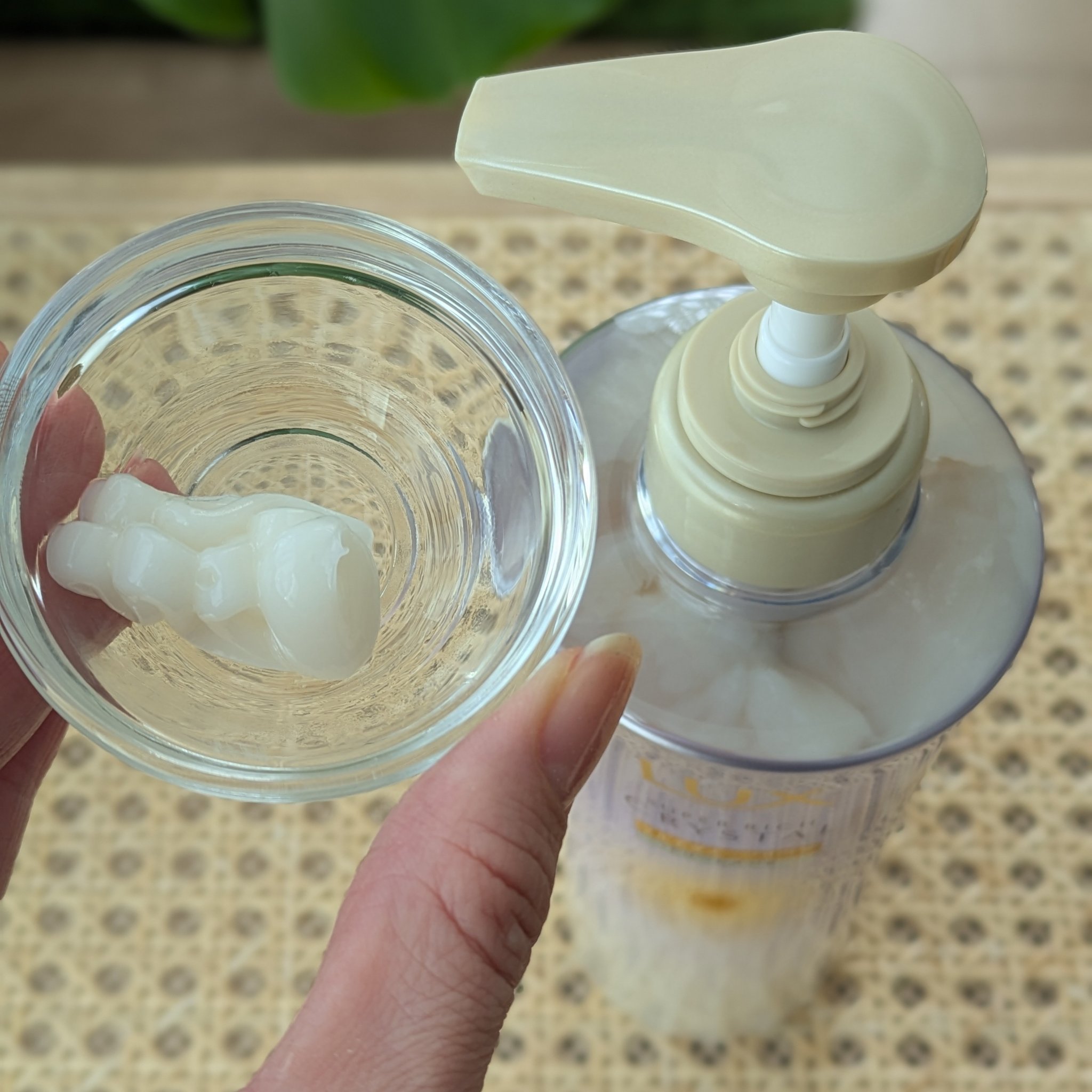 ラックス スーパーリッチクリスタル マルチダメージリペア ヘアオイル/LUX/ヘアオイルを使ったクチコミ（3枚目）