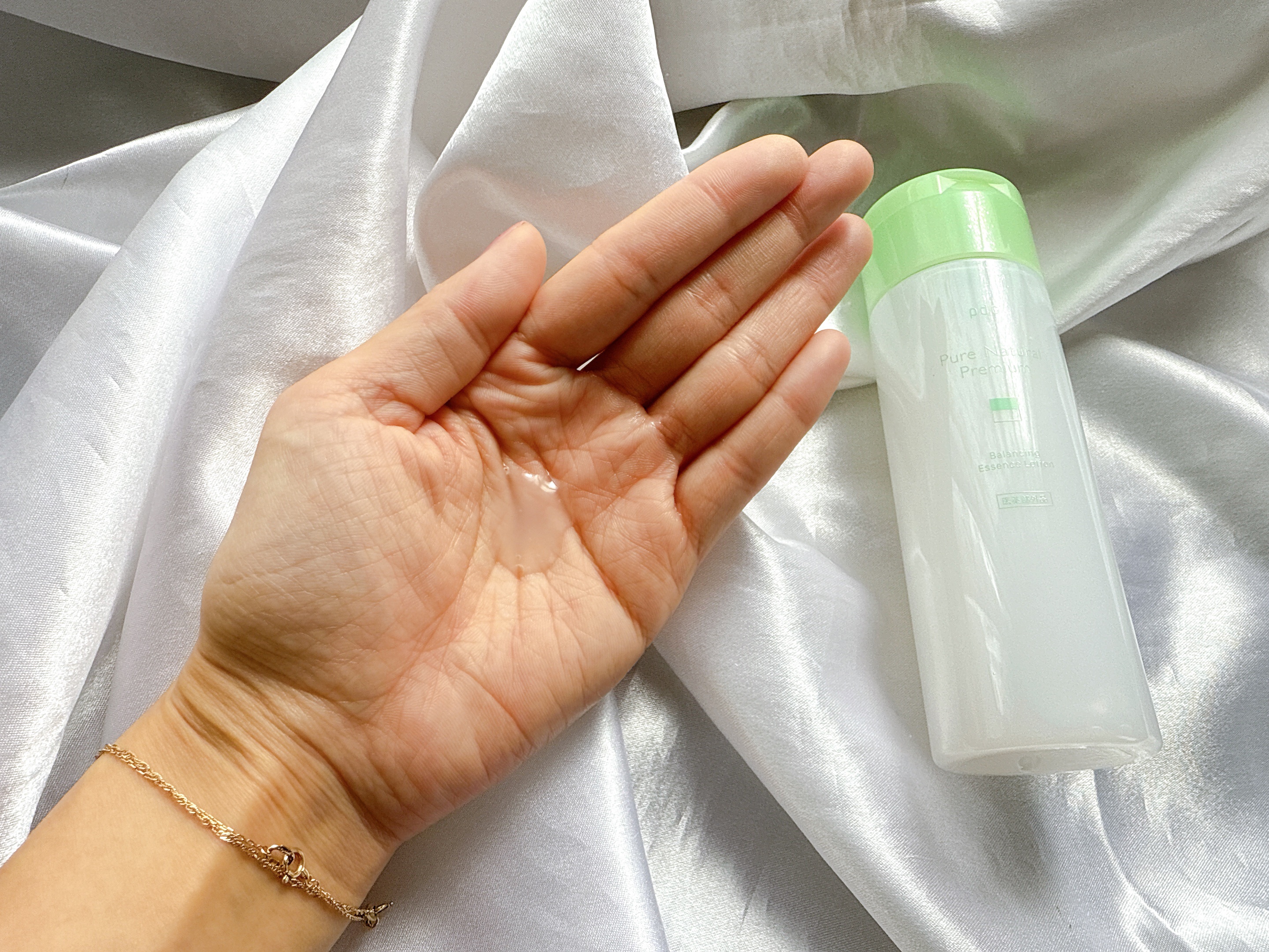 ピュア ナチュラル プレミアム バランシング エッセンスローション /pdc/オールインワン化粧品を使ったクチコミ（2枚目）