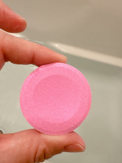 カームナイトドリーミング バスタブレット/YOLU/炭酸系入浴剤を使ったクチコミ(5枚目)