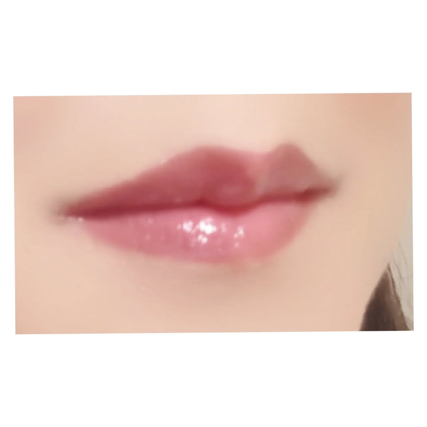 GLOWY TINT BALM/AOU/リップグロスを使ったクチコミ（3枚目）