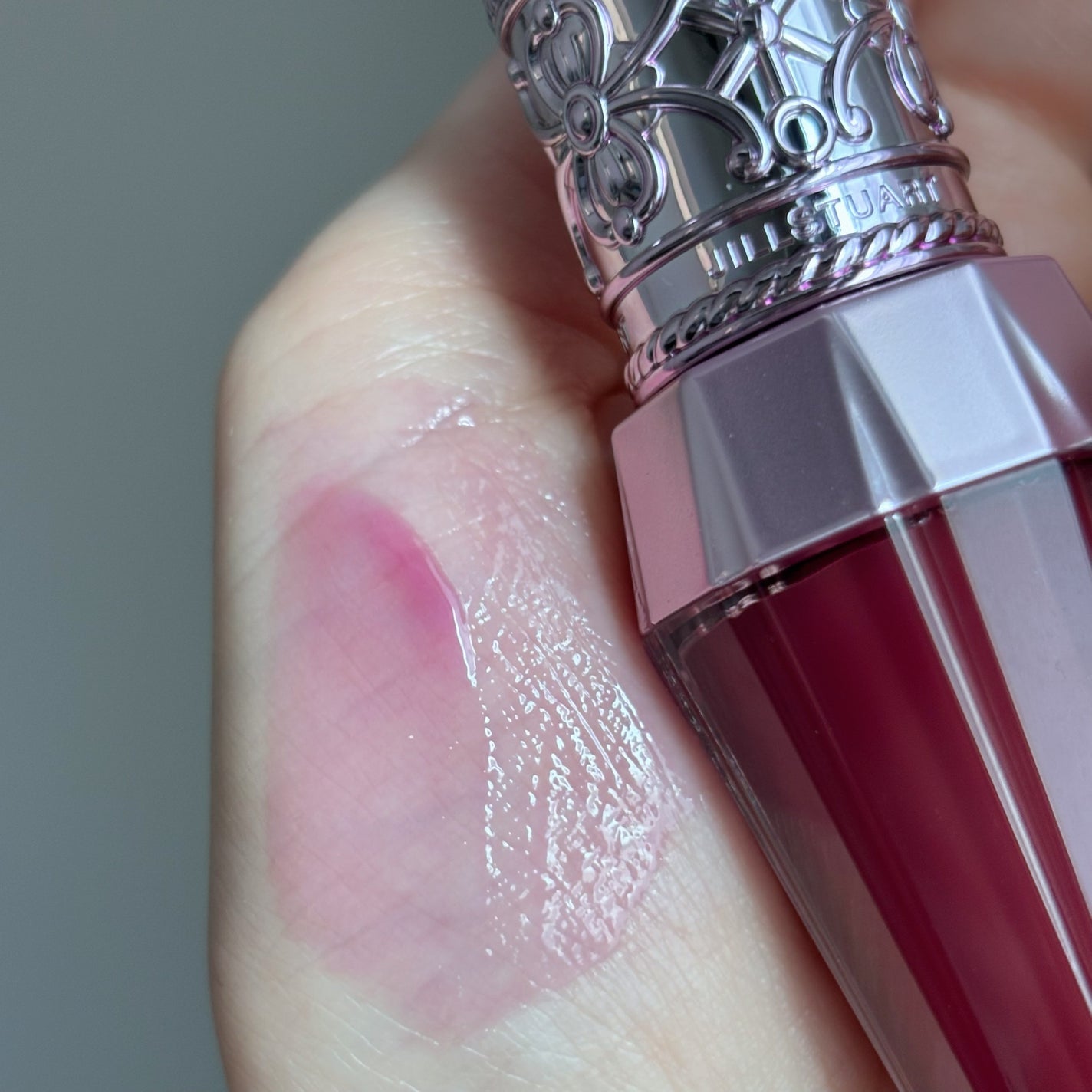 ジルスチュアート クリスタルブルーム リップブーケ セラム/JILL STUART/リッププランパーを使ったクチコミ(6枚目)