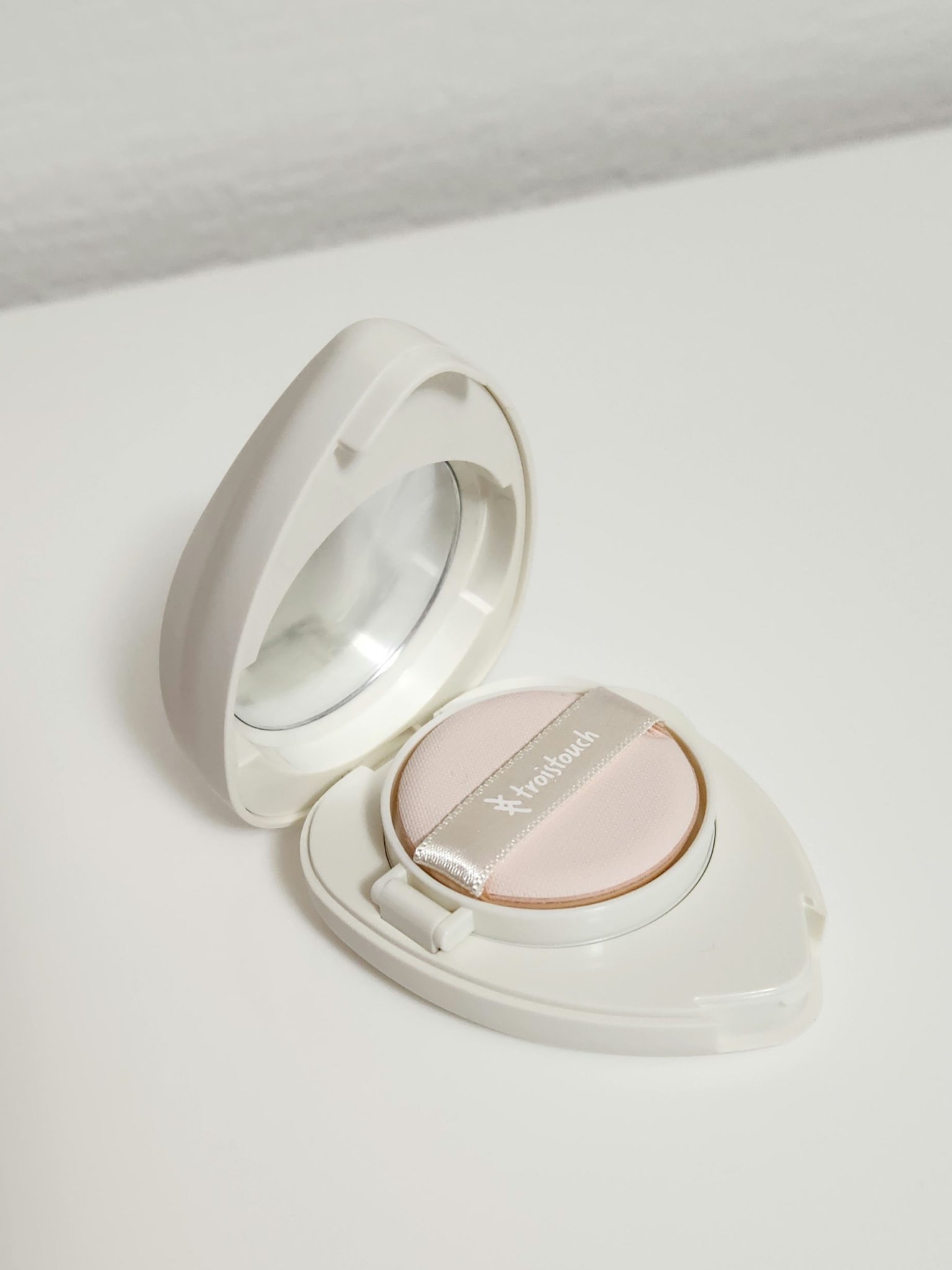 トワタッチ ハートクッション マットカバー/troistouch/クッションファンデーションを使ったクチコミ（3枚目）