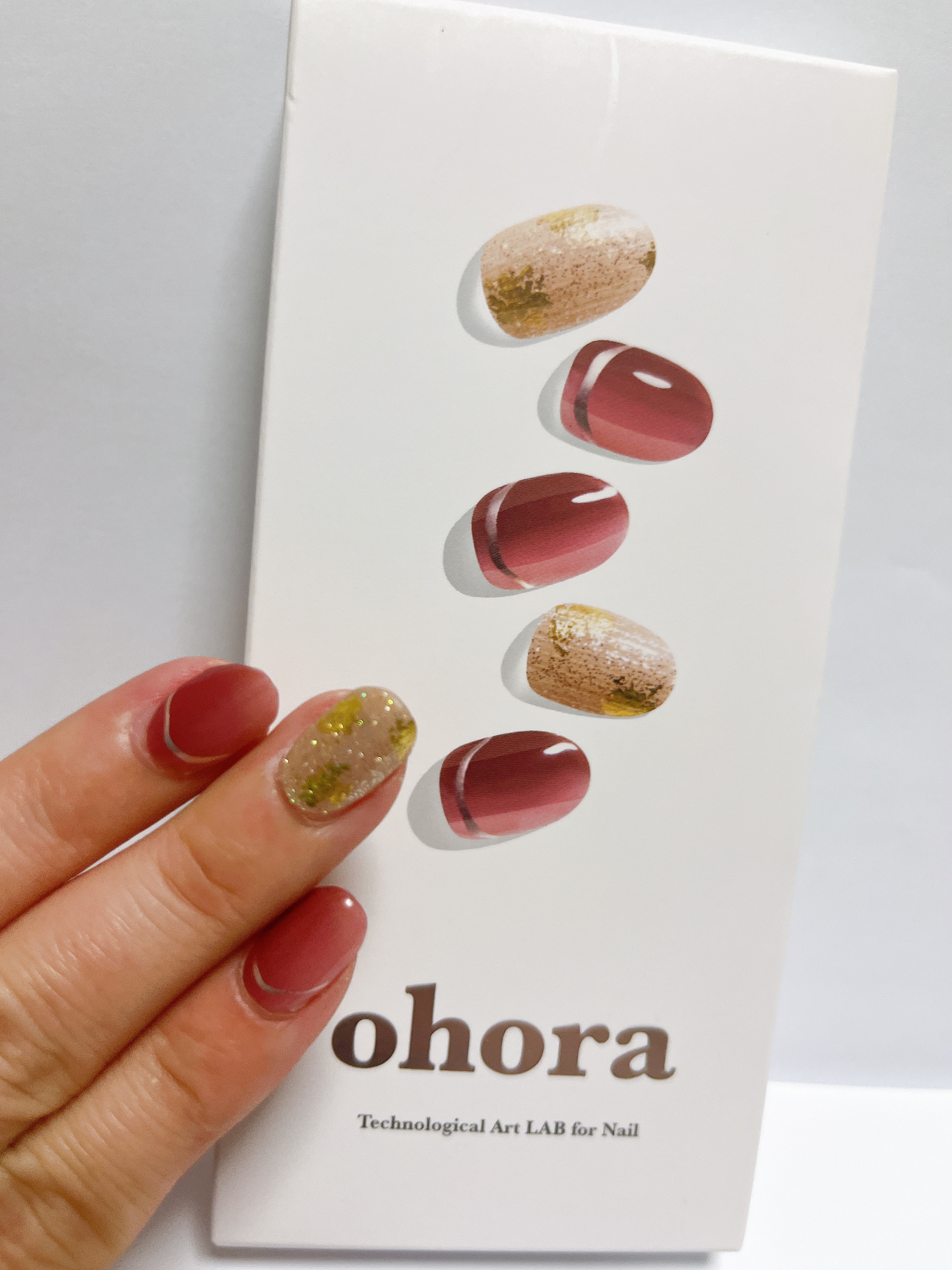 今回のネイル

ohora　セミキュアジェルネイル
ND-095-J
N SHINE VINO

ゴールドと深みのあるピンクがめちゃくちゃオシャレ❤️
今このネイルしたけど、子どもの卒業式に合わせてやればよかった🤣ってくらい、卒業式に良さ