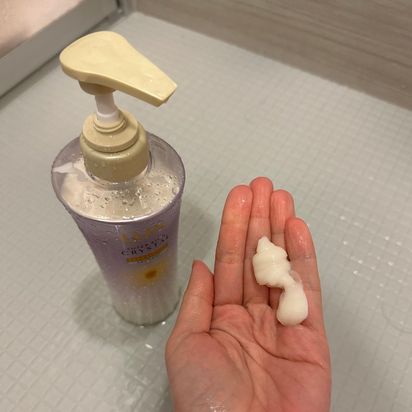 スーパーリッチクリスタル マルチダメージリペア シャンプー/トリートメント/LUX/市販シャンプーを使ったクチコミ(3枚目)