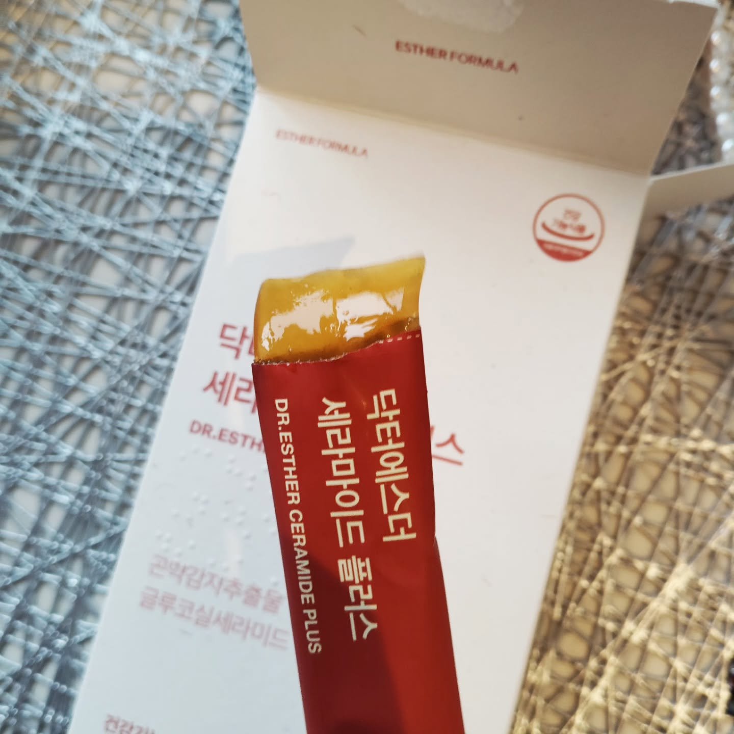 ドクターエスターセラミドプラス/ESTHER FORMULA/美容サプリメントを使ったクチコミ（2枚目）