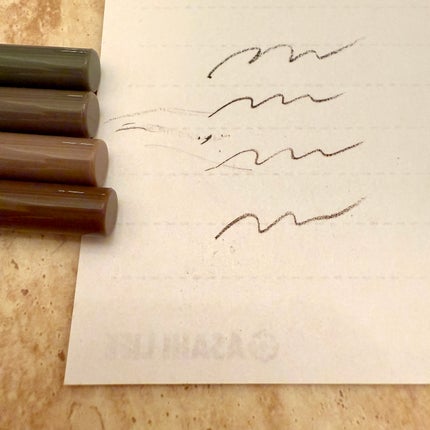 パウダリーアイブロウペンシルスリム/ミゼルエディ/アイブロウペンシルを使ったクチコミ(4枚目)