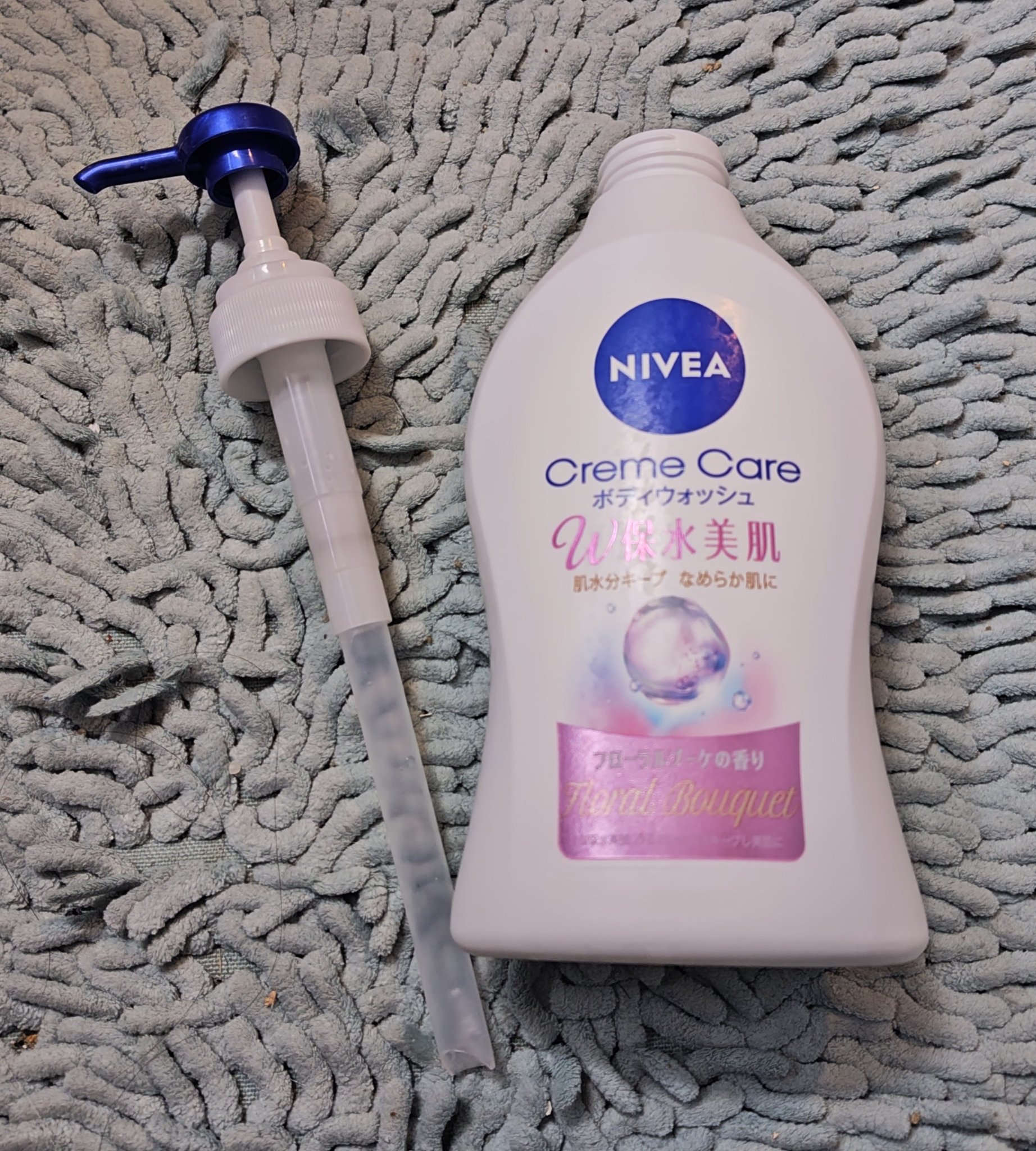 クリームケア ボディウォッシュ W保水美肌 フローラルブーケの香り 詰替用 350ml/ニベア/ボディソープを使ったクチコミ（1枚目）