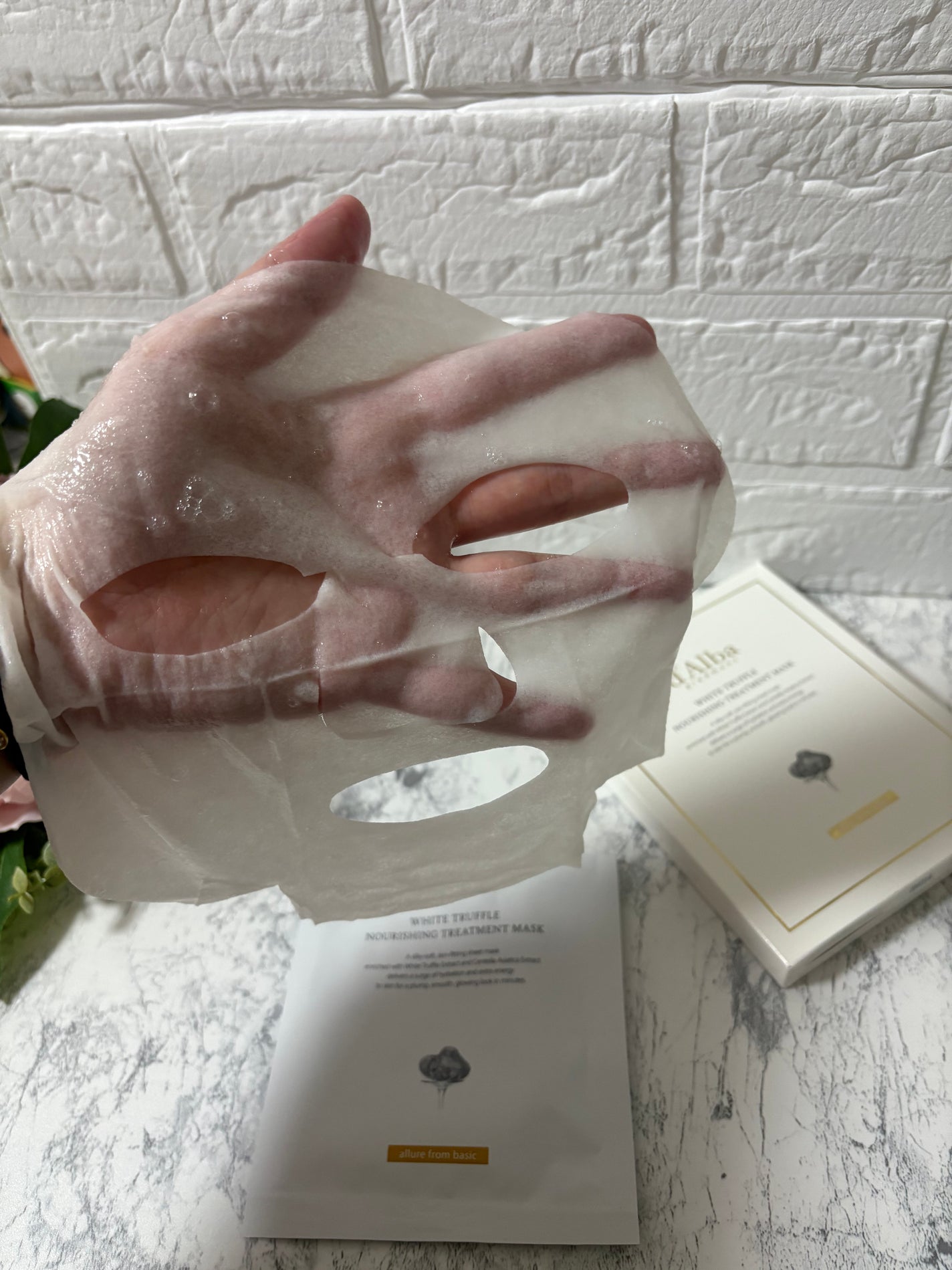 ホワイトトリュフナリシングトリートメントマスク/ダルバ/シートマスク・パックを使ったクチコミ(3枚目)