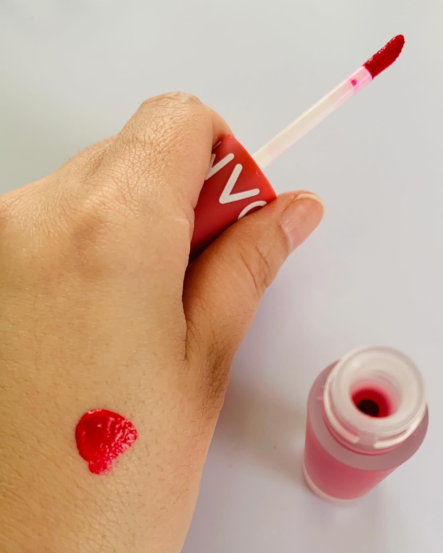 MOOLDA ボリュームマキシマルリッププランパーのクチコミ「韓国カラーメイク専門ブランド🇰🇷

MOOLDA  ムルダ
💄タトゥーフィクシングリップウ.....」（3枚目）