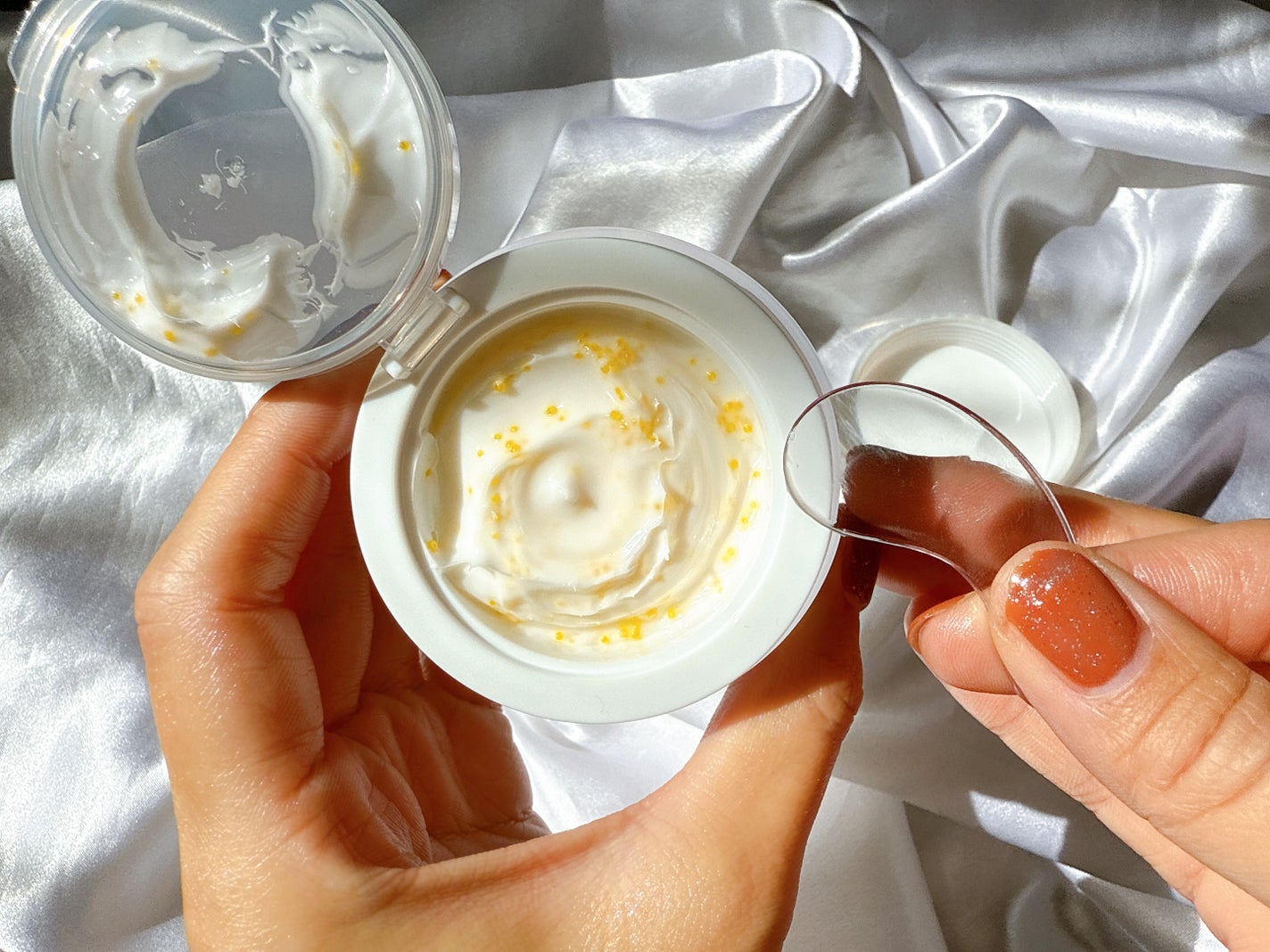 ビタトーニングカプセルクリーム/ダルバ/フェイスクリームを使ったクチコミ(2枚目)